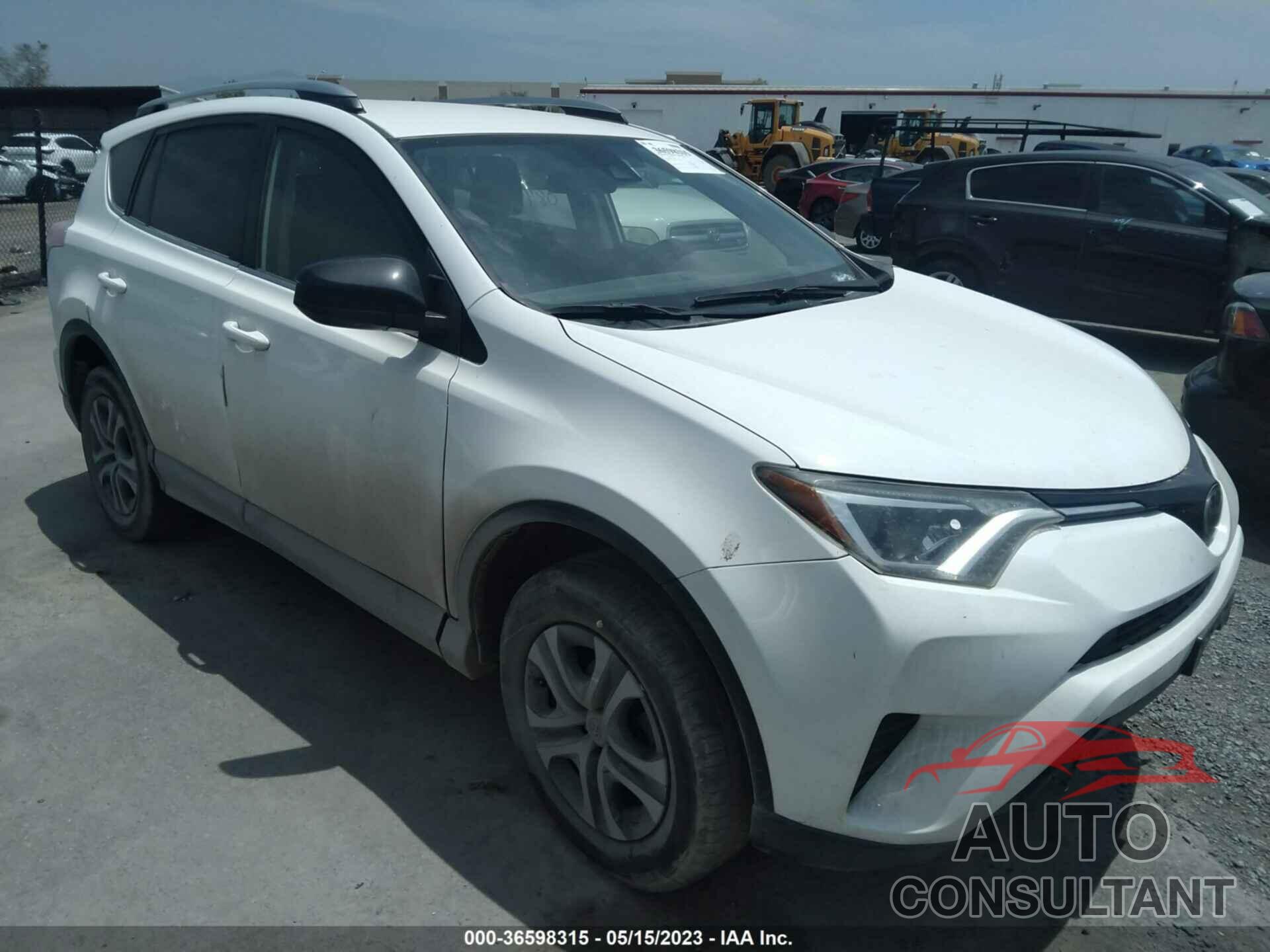 TOYOTA RAV4 2017 - JTMZFREV1HJ108941