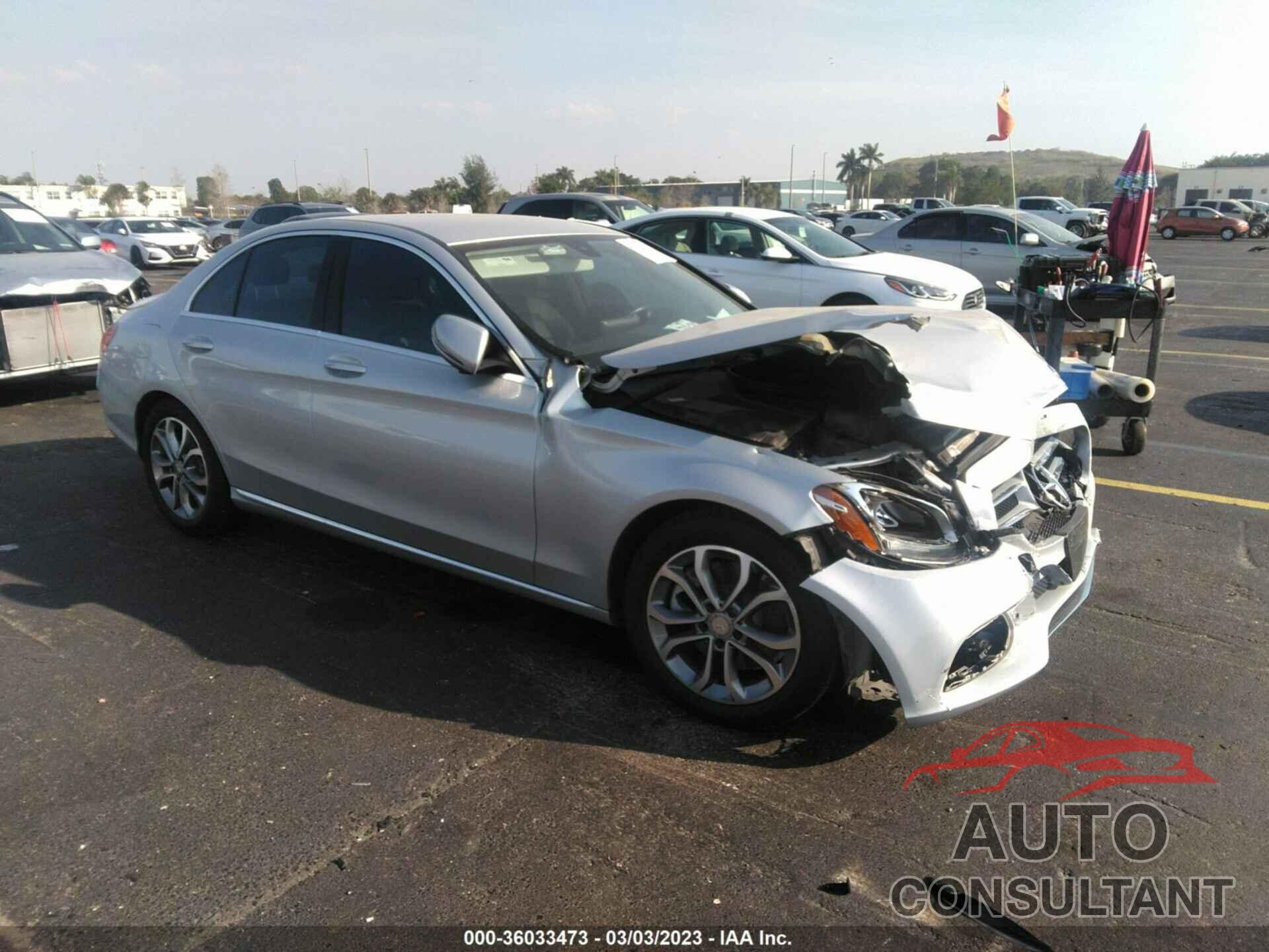 MERCEDES-BENZ C-CLASS 2016 - 55SWF4JB8GU108750
