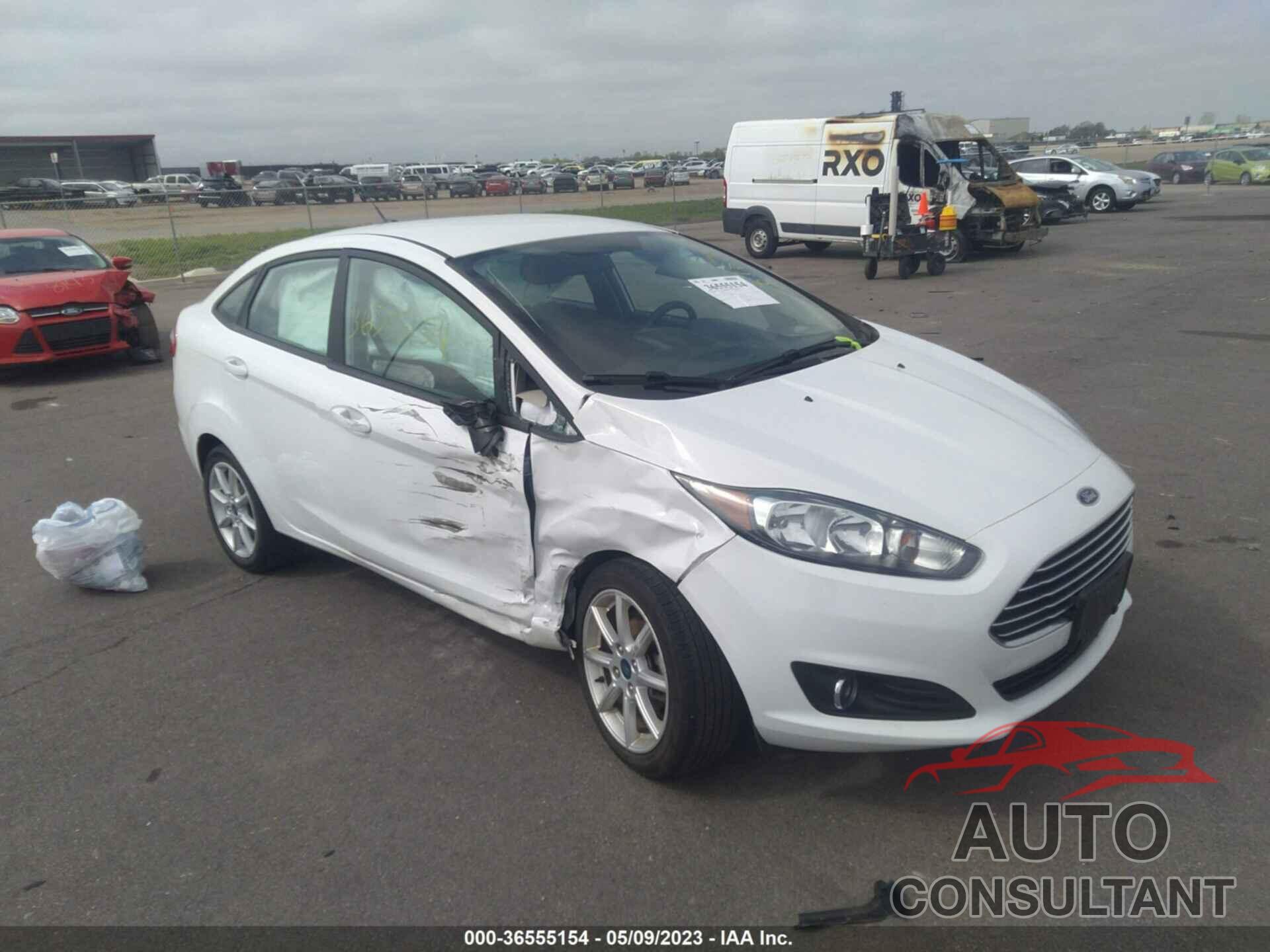 FORD FIESTA 2019 - 3FADP4BJ8KM138496