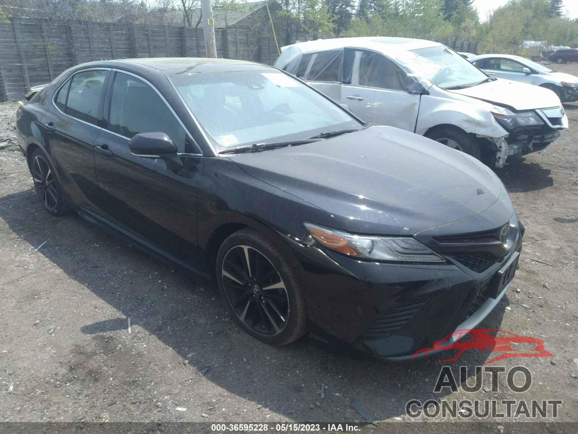 TOYOTA CAMRY 2018 - 4T1BZ1HK6JU008183