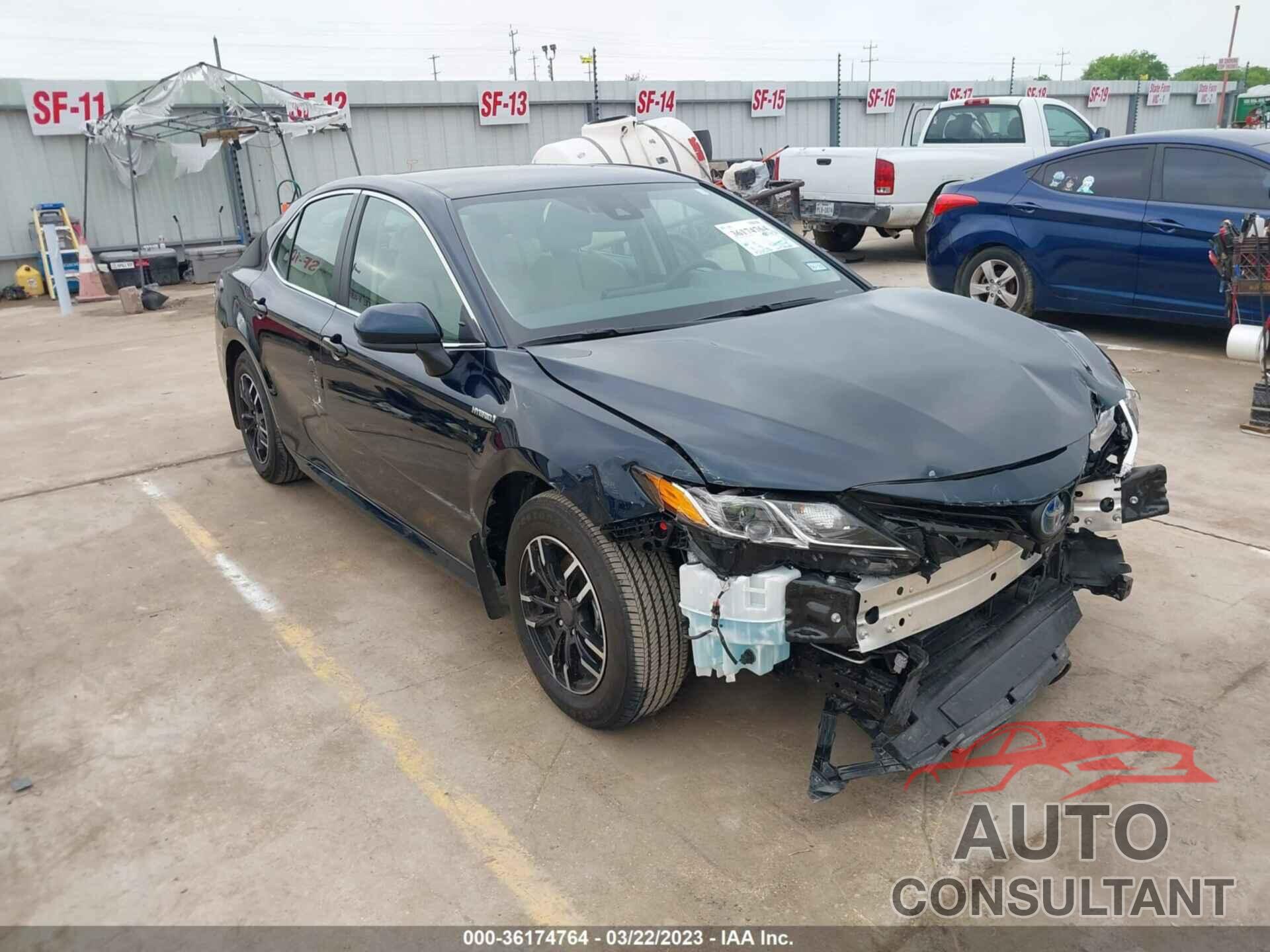 TOYOTA CAMRY 2021 - 4T1C31AK9MU561950