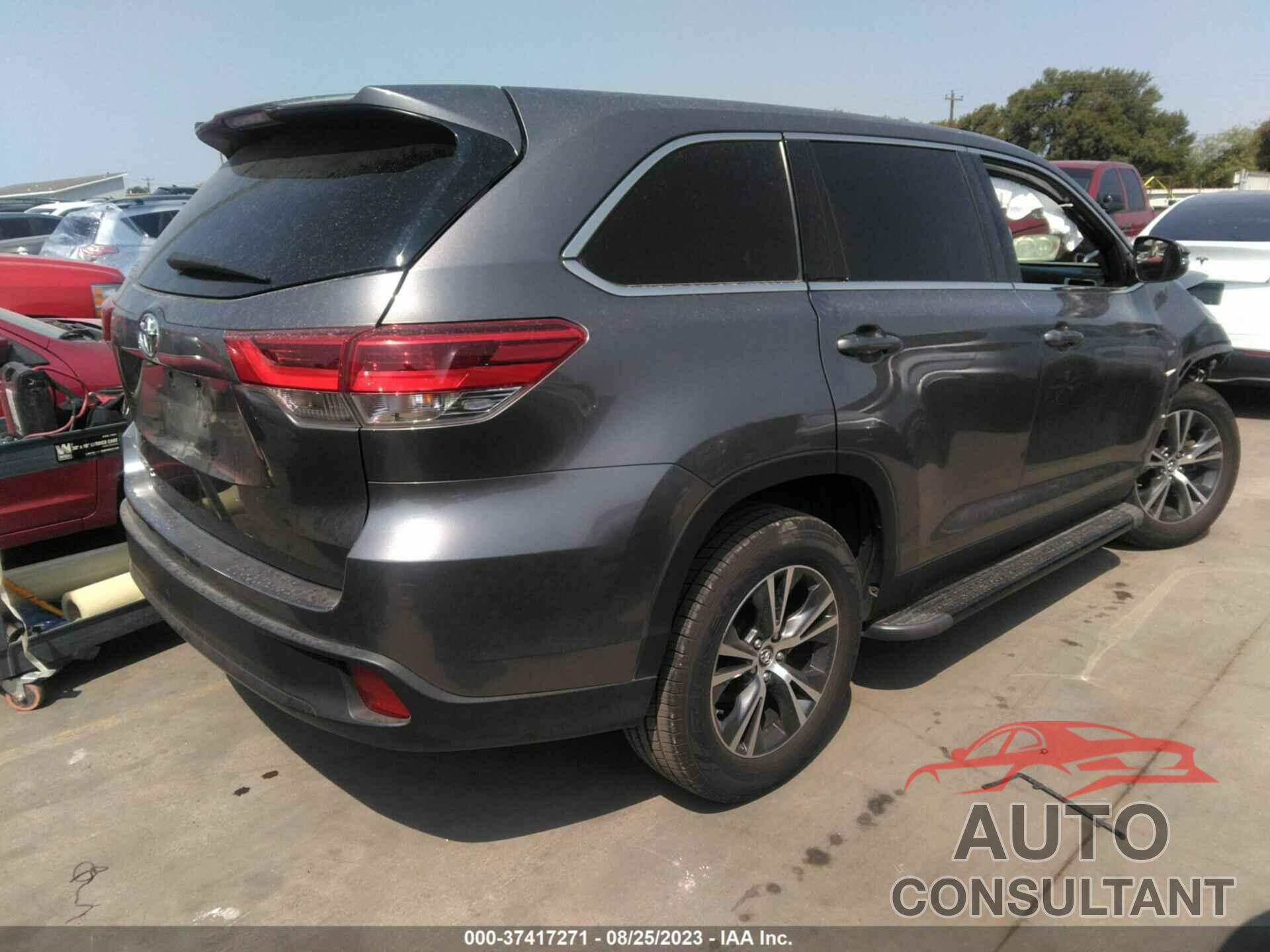 TOYOTA HIGHLANDER 2019 - 5TDZZRFH7KS289859