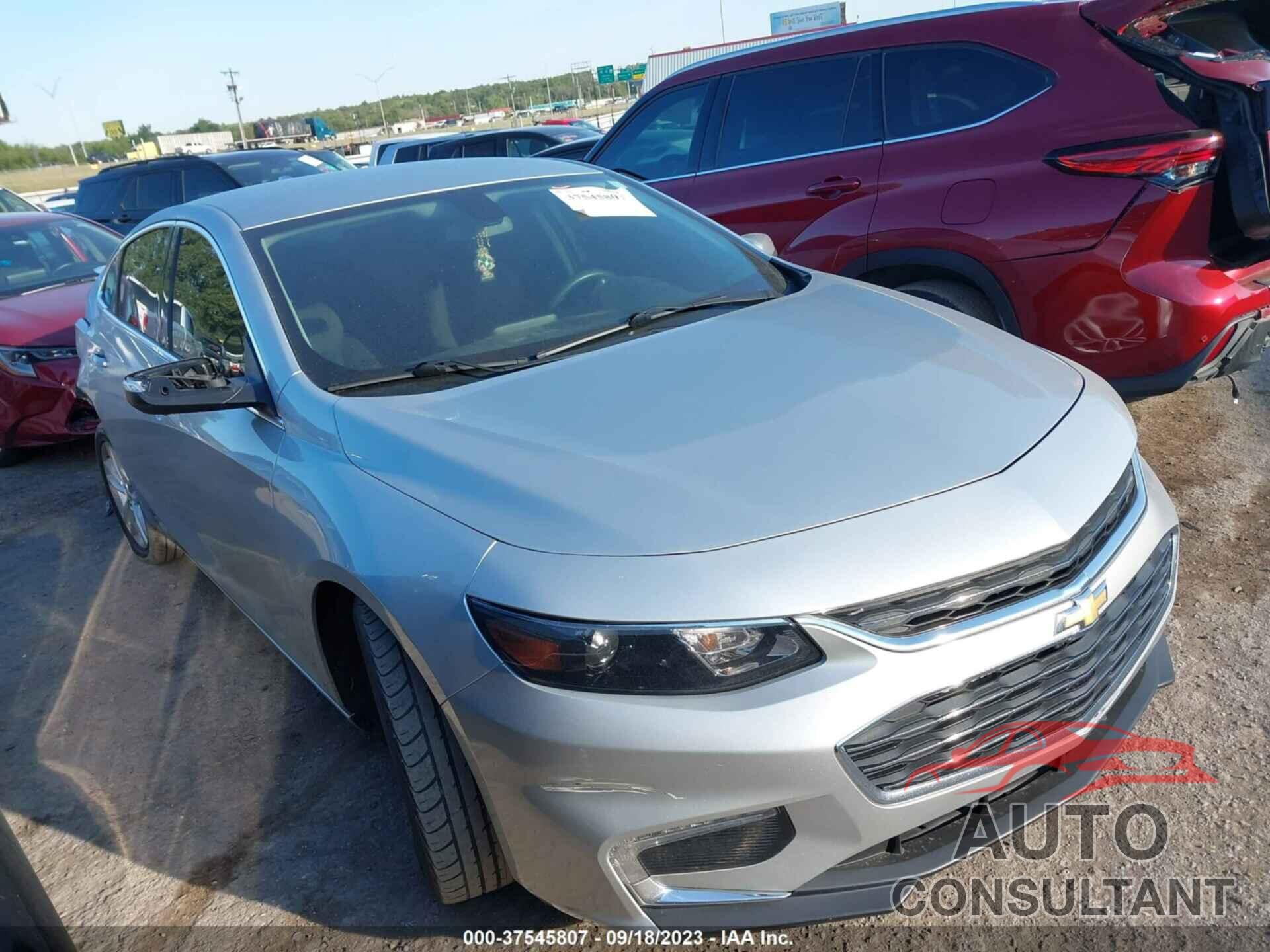 CHEVROLET MALIBU 2018 - 1G1ZD5ST6JF247899