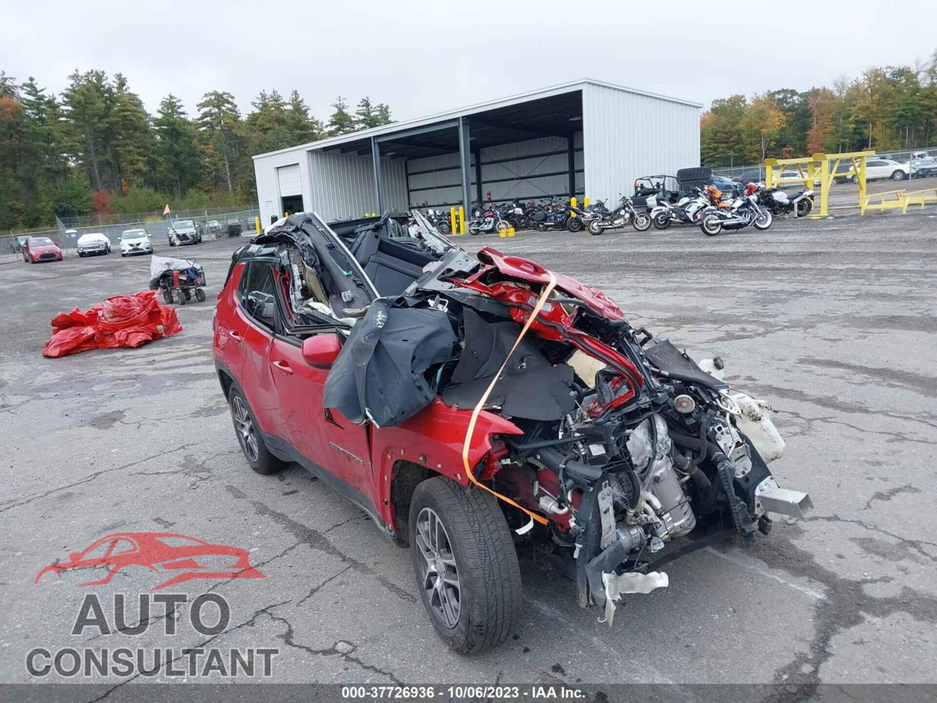 JEEP COMPASS 2018 - 3C4NJDBB2JT115437