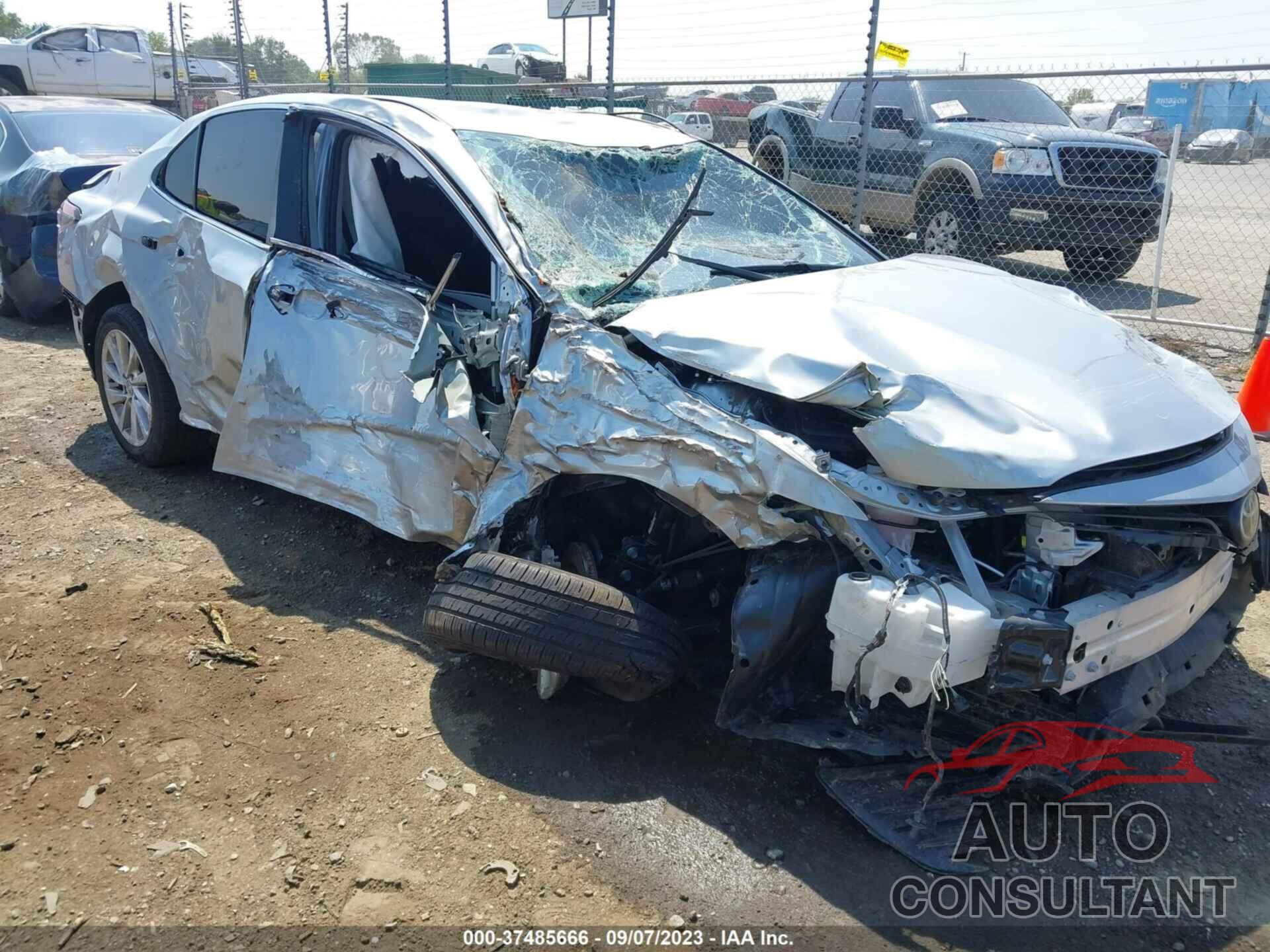 TOYOTA CAMRY 2021 - 4T1C11AK3MU444449