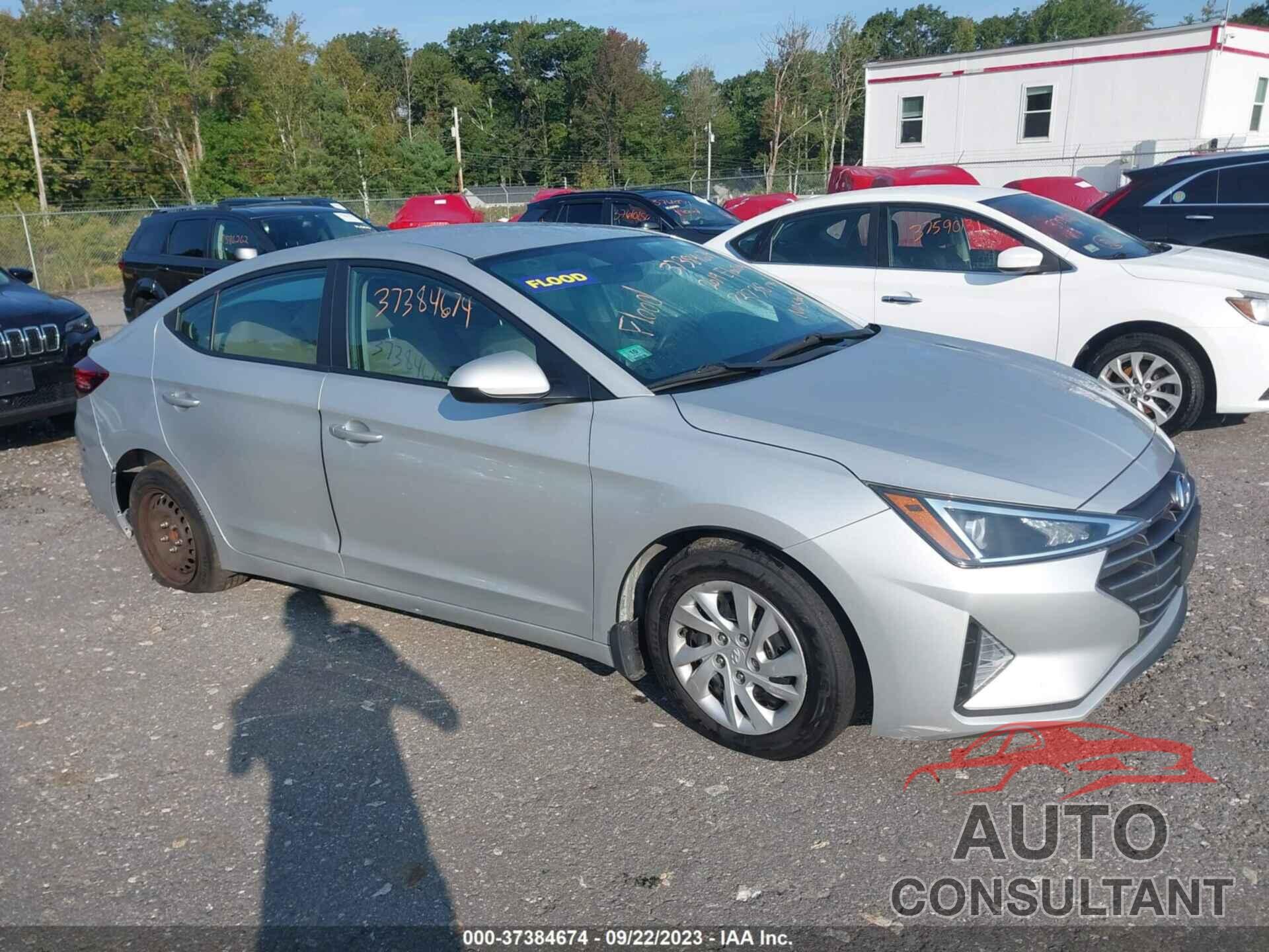 HYUNDAI ELANTRA 2019 - 5NPD74LF2KH410096