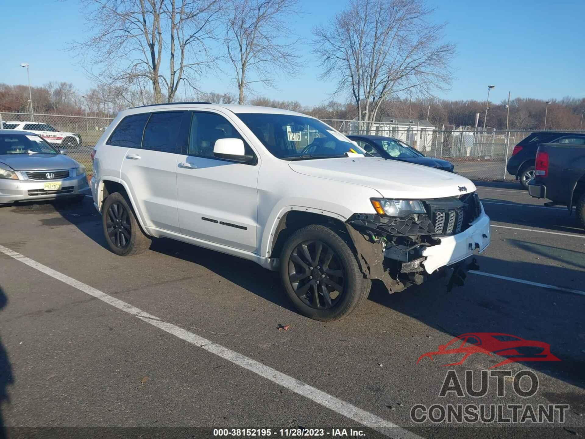 JEEP GRAND CHEROKEE 2018 - 1C4RJFAG2JC350040