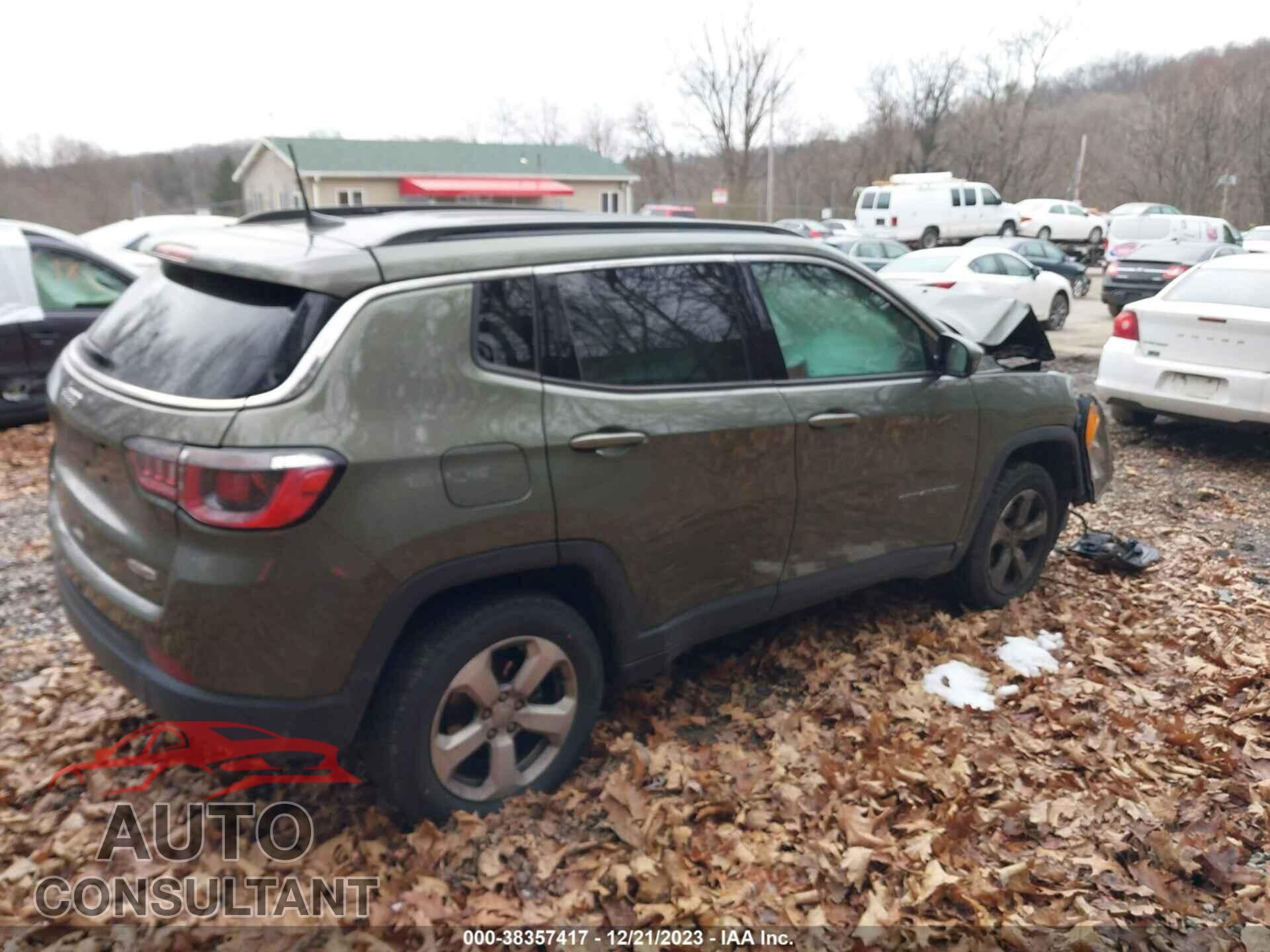 JEEP COMPASS 2018 - 3C4NJDBB4JT484591
