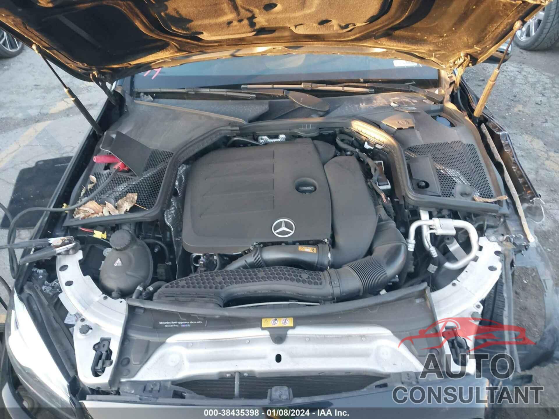 MERCEDES-BENZ C 300 2019 - 55SWF8DB3KU318782