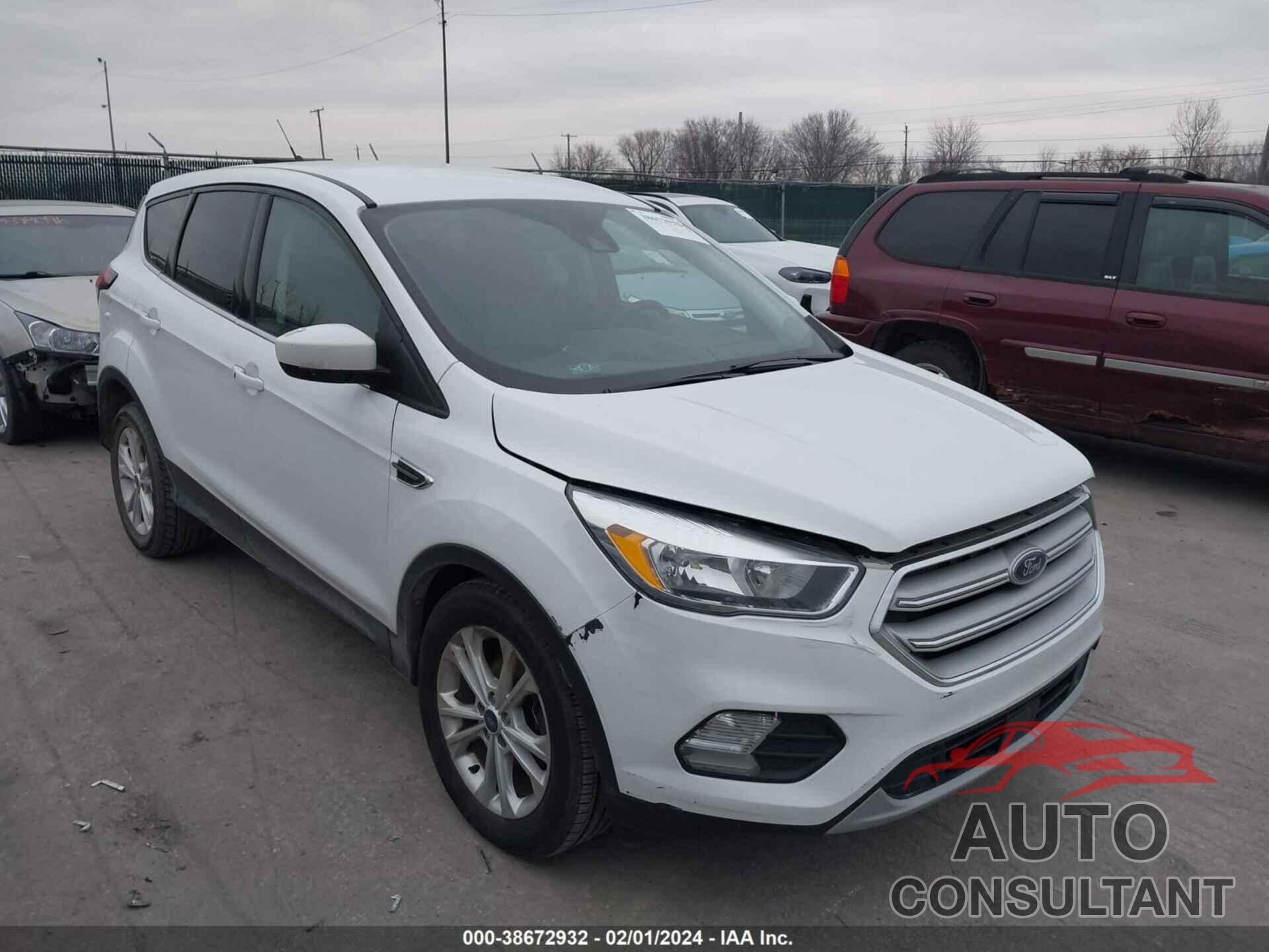 FORD ESCAPE 2019 - 1FMCU0GD2KUA31302