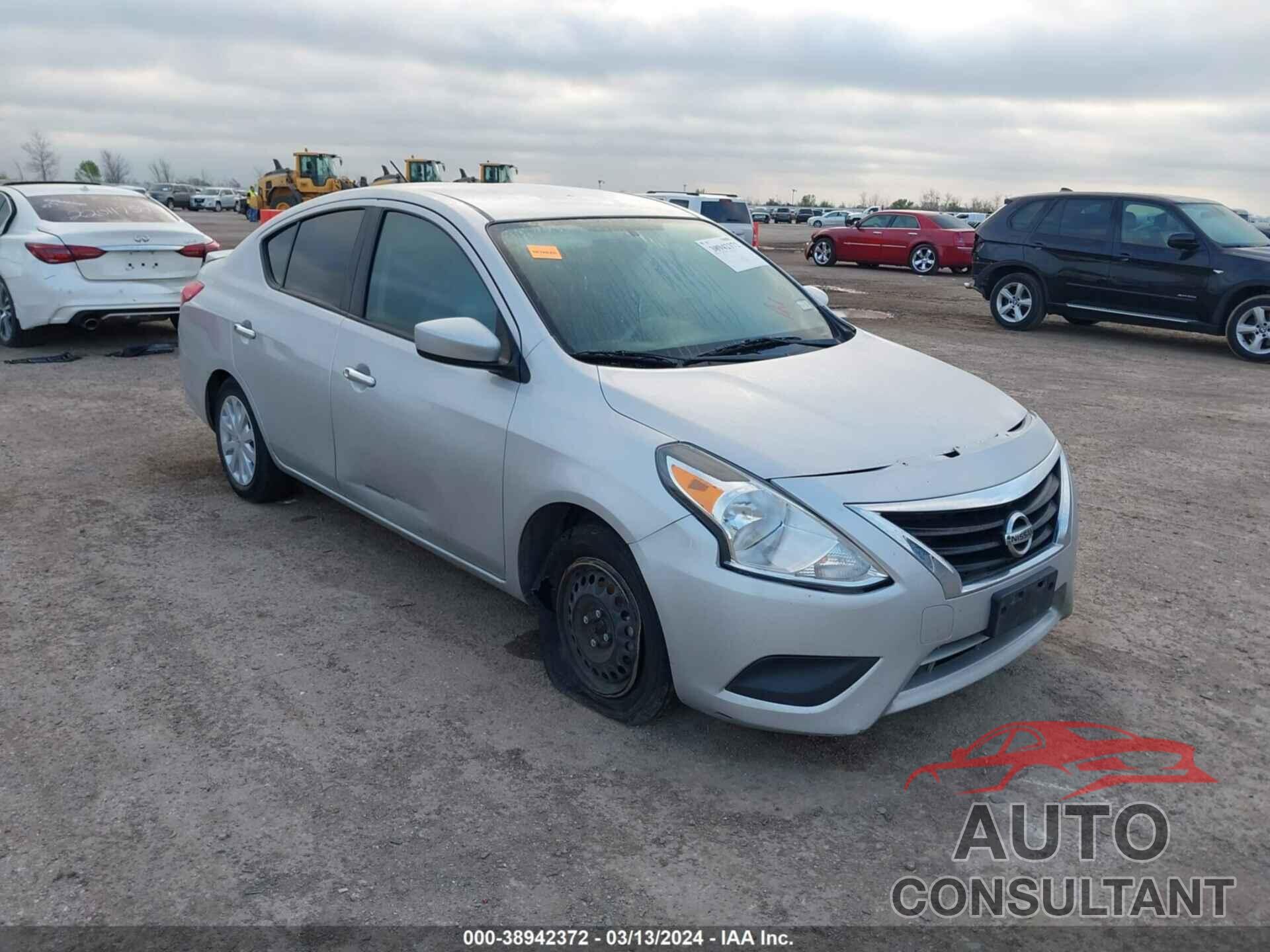 NISSAN VERSA 2019 - 3N1CN7AP7KL846704