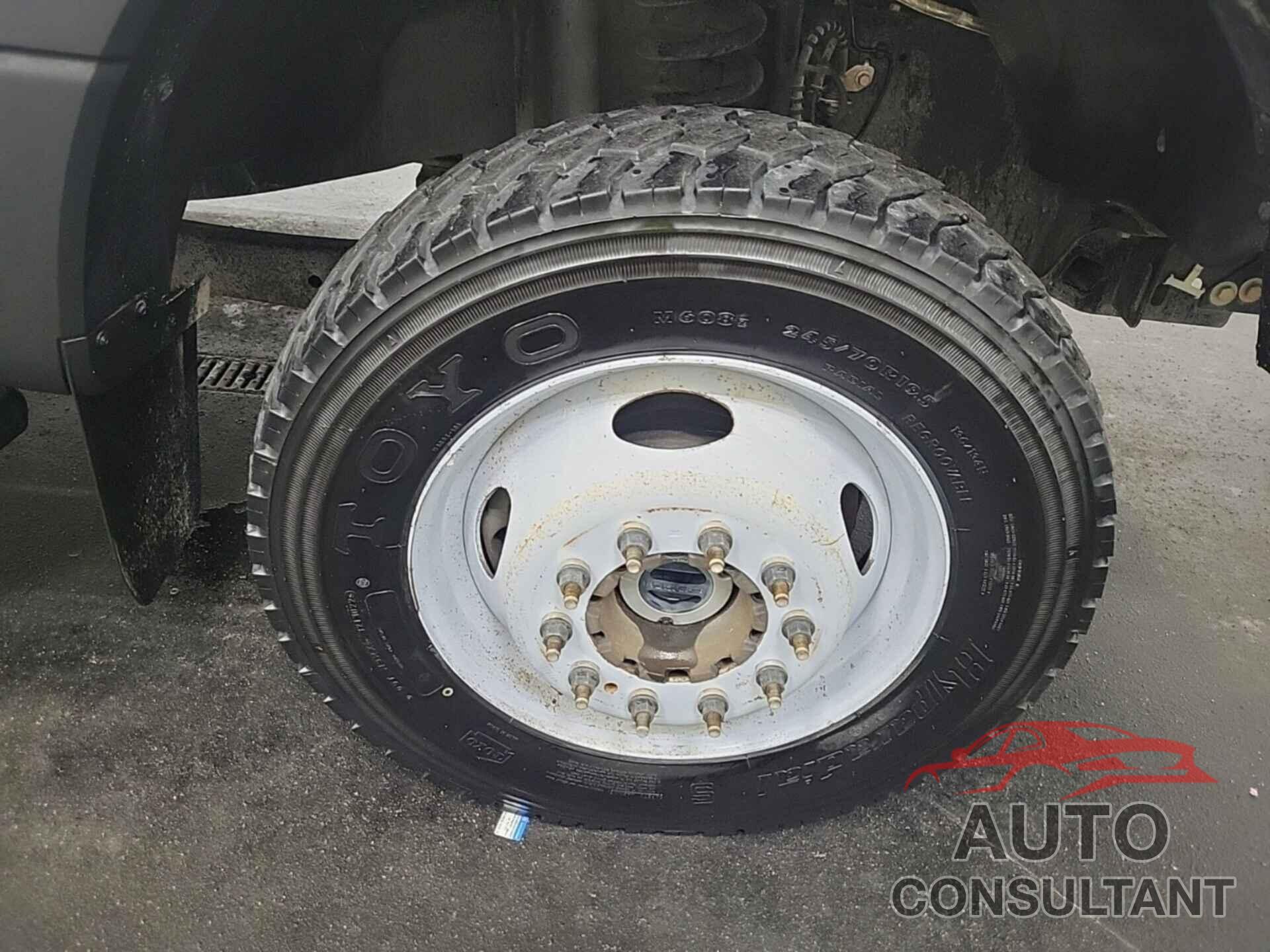 FORD F-550 CHASSIS 2019 - 1FD0X5HT9KEG80635