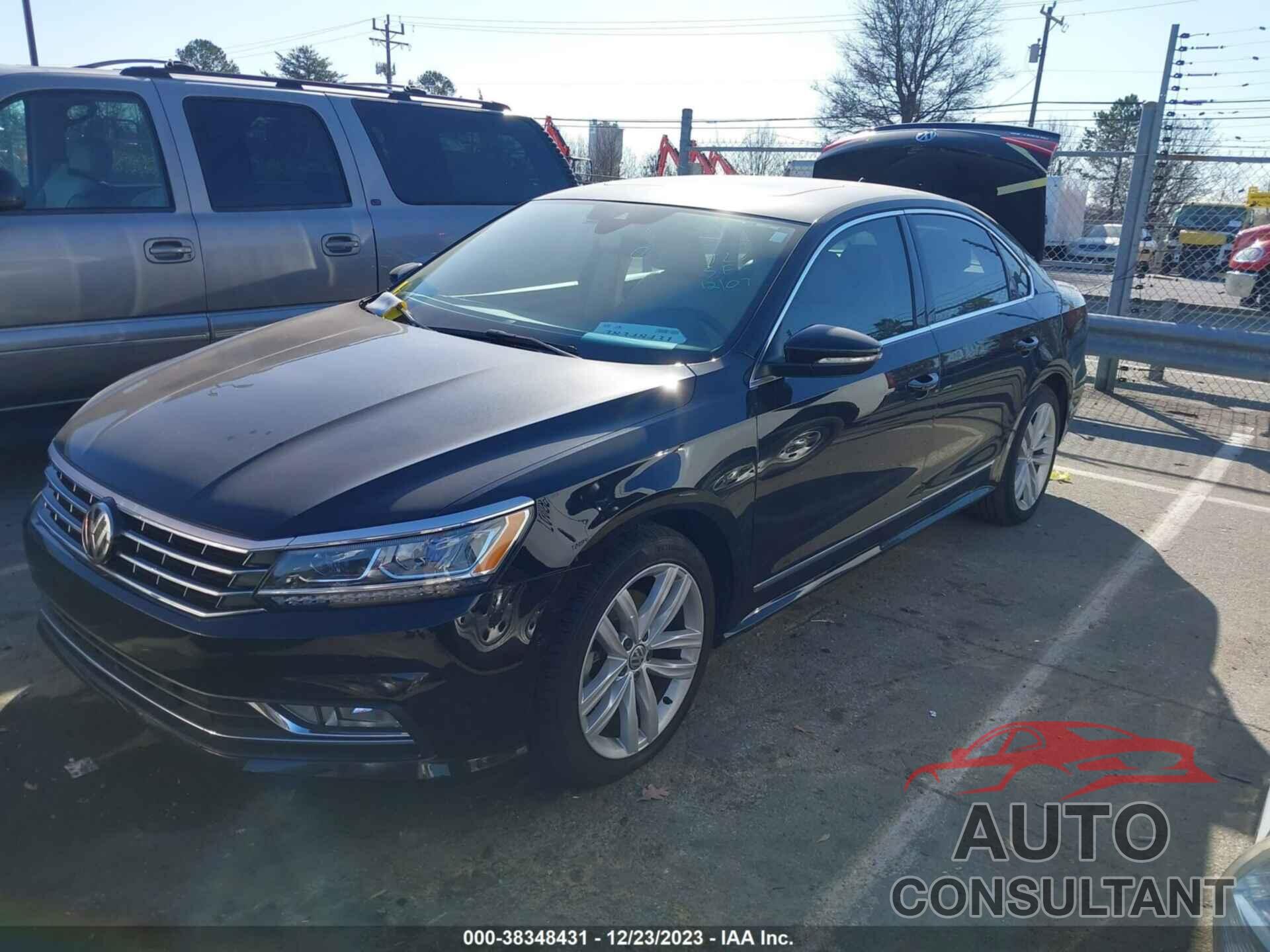 VOLKSWAGEN PASSAT 2018 - 1VWCA7A31JC019116