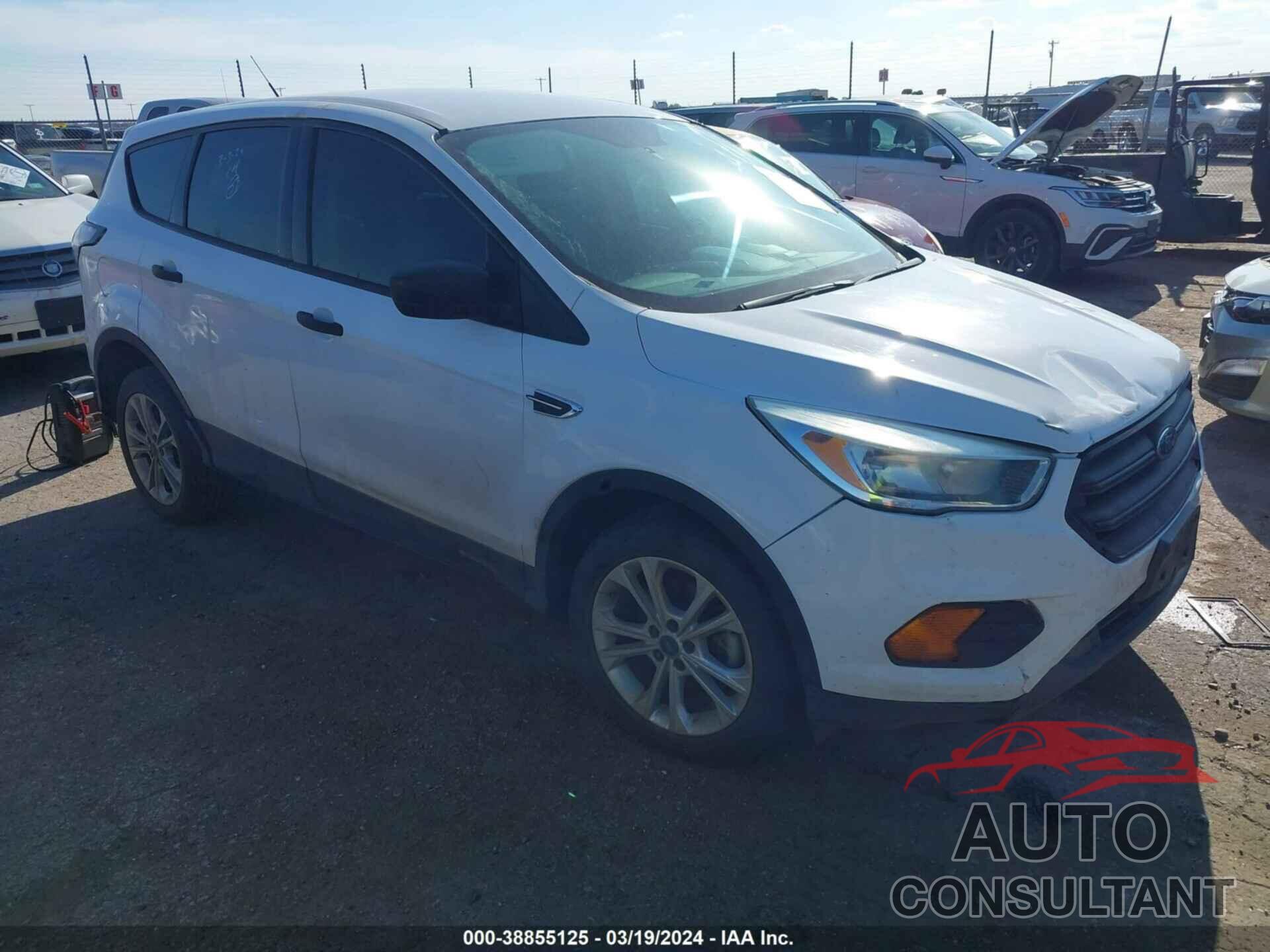 FORD ESCAPE 2017 - 1FMCU0F71HUD76213