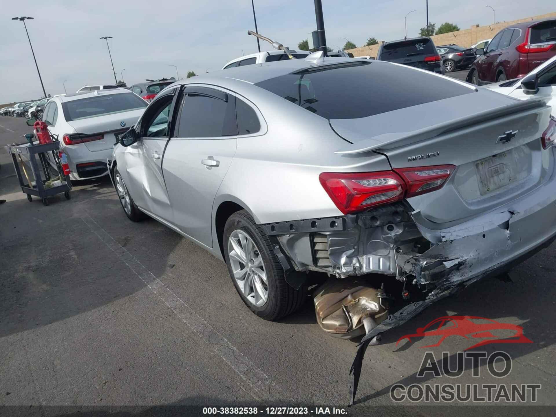 CHEVROLET MALIBU 2019 - 1G1ZD5ST8KF189764