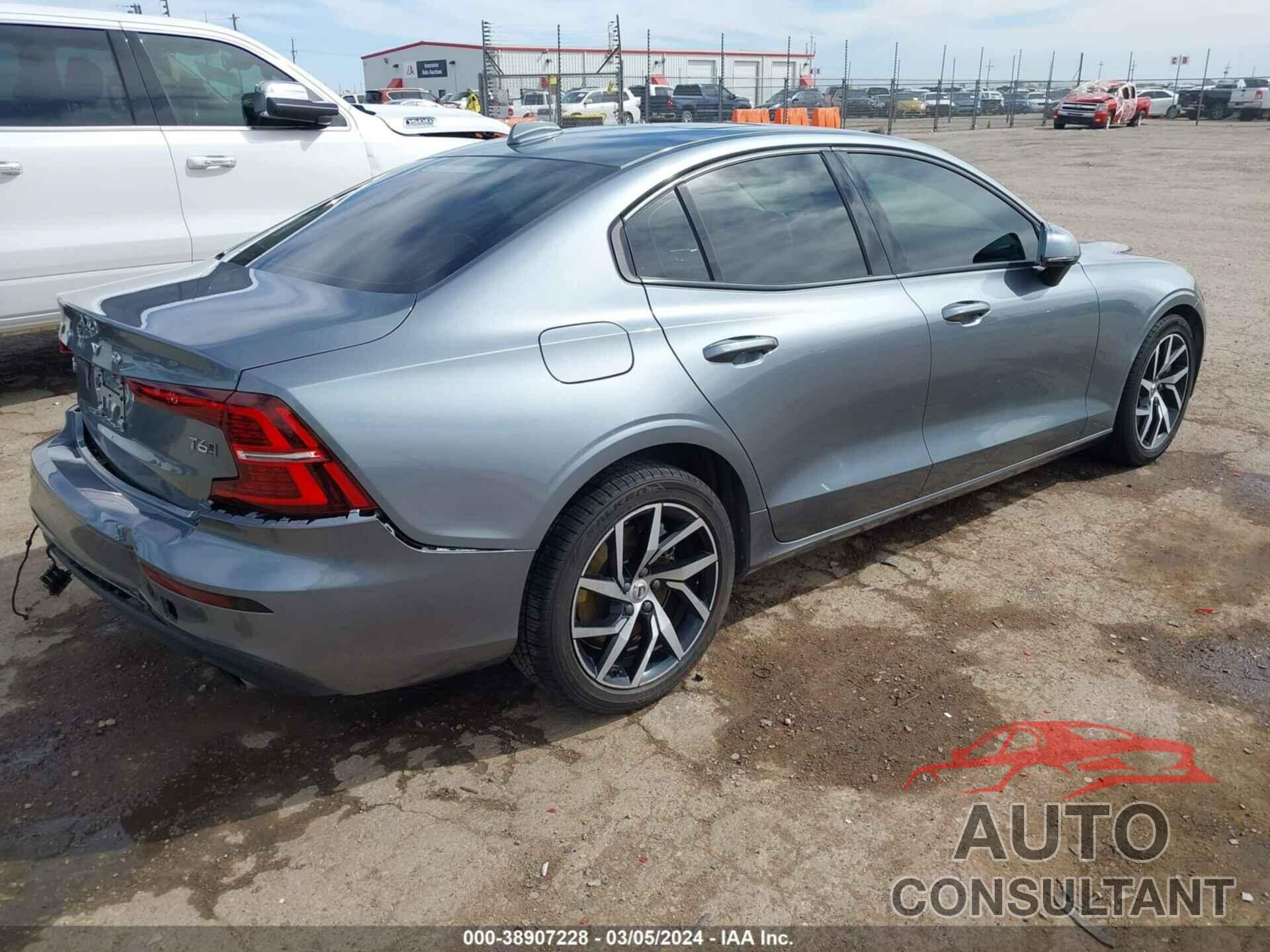 VOLVO S60 2020 - 7JRA22TK0LG060476