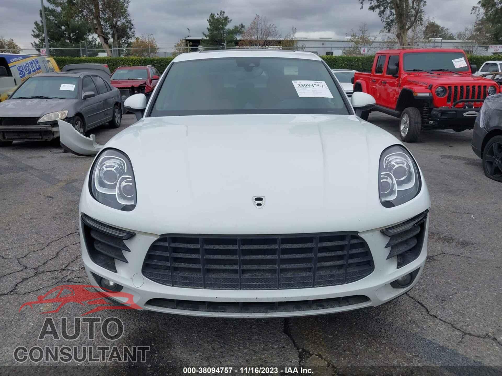 PORSCHE MACAN 2018 - WP1AB2A59JLB34895