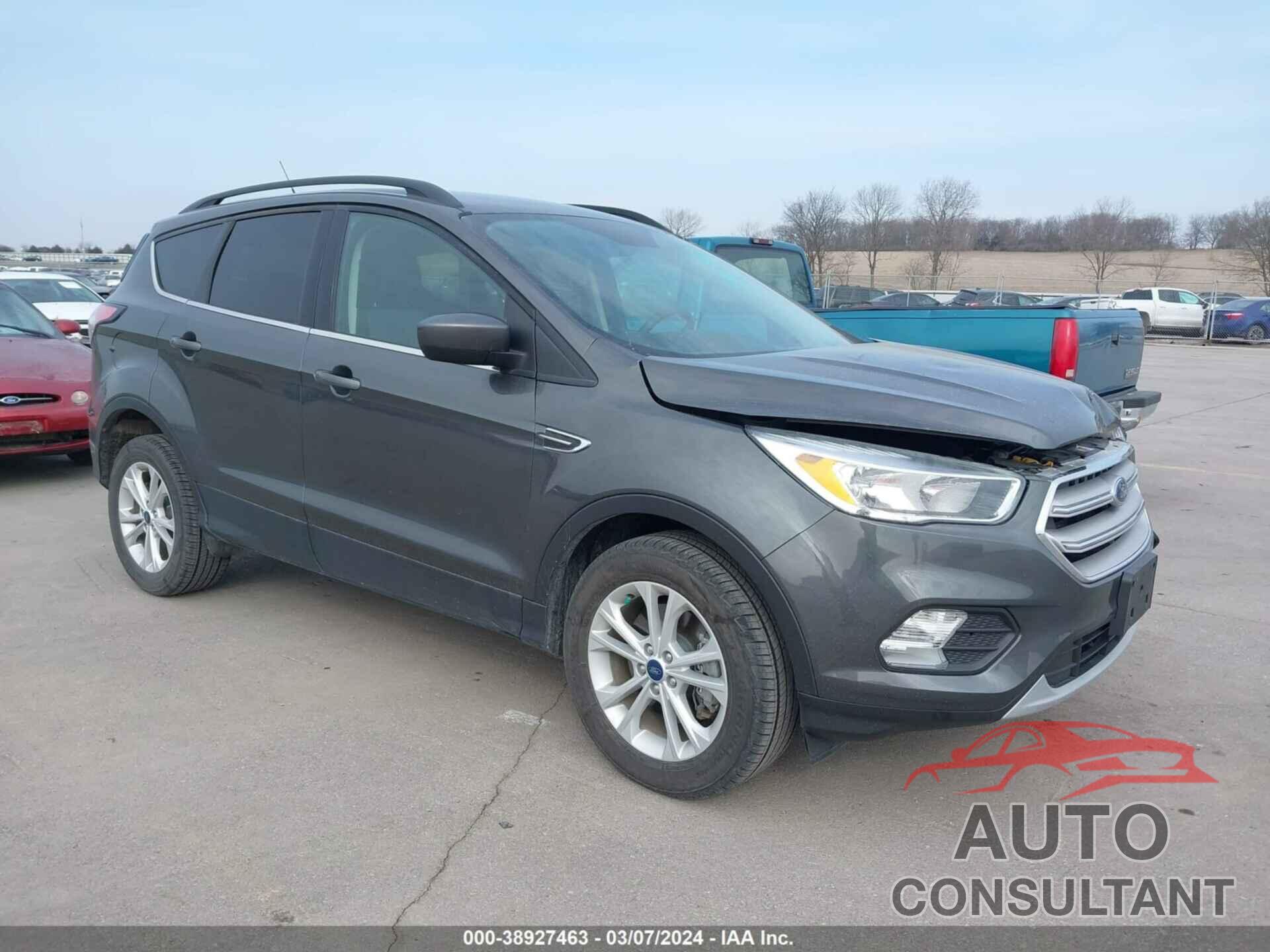 FORD ESCAPE 2018 - 1FMCU9GD0JUD50491