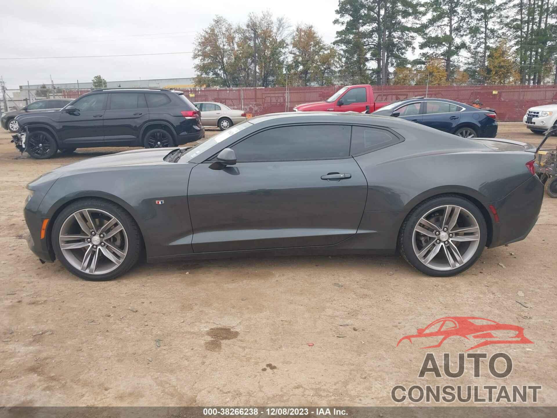 CHEVROLET CAMARO 2018 - 1G1FB1RX7J0138235