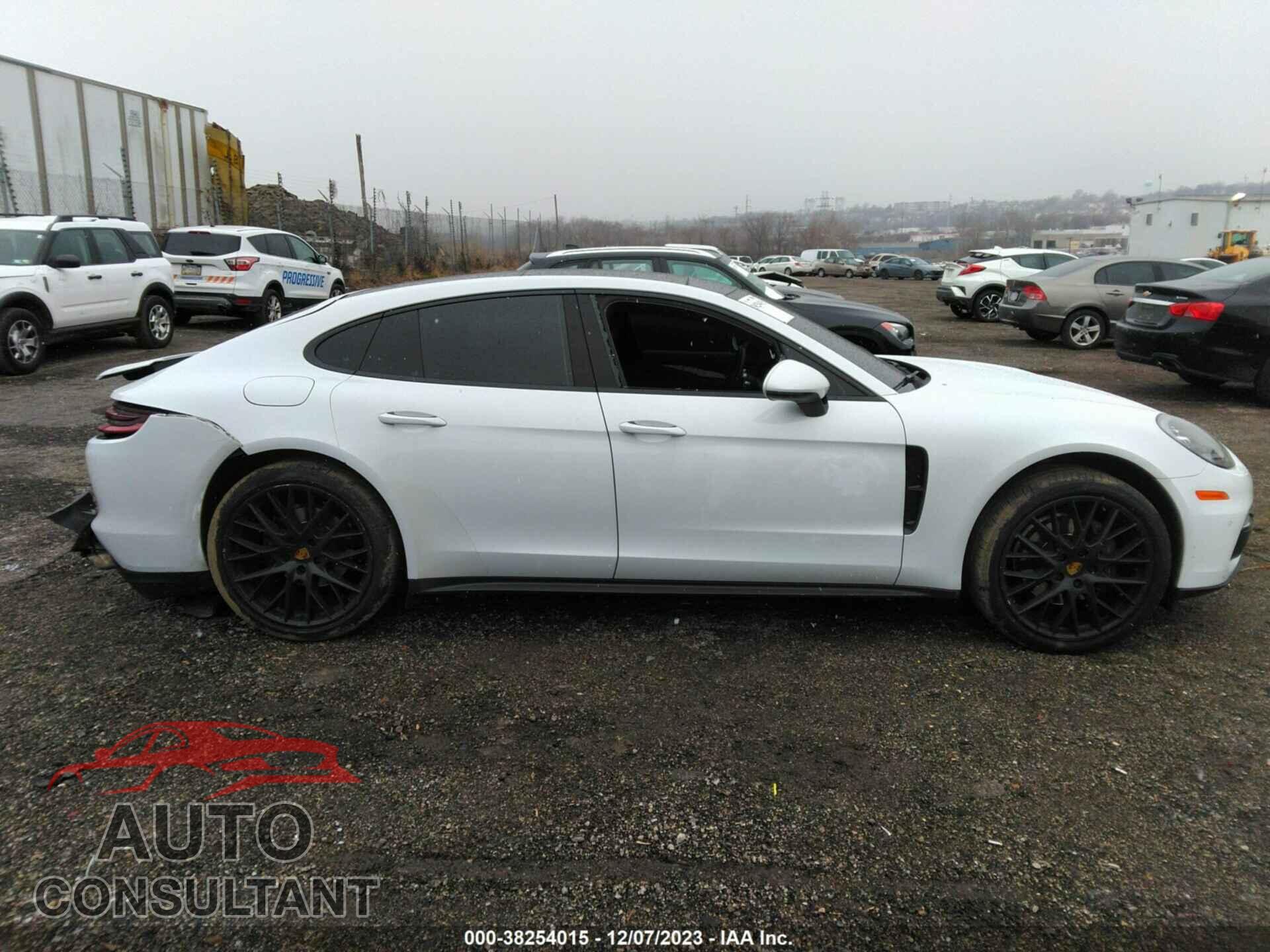 PORSCHE PANAMERA 2017 - WP0AA2A71HL101809