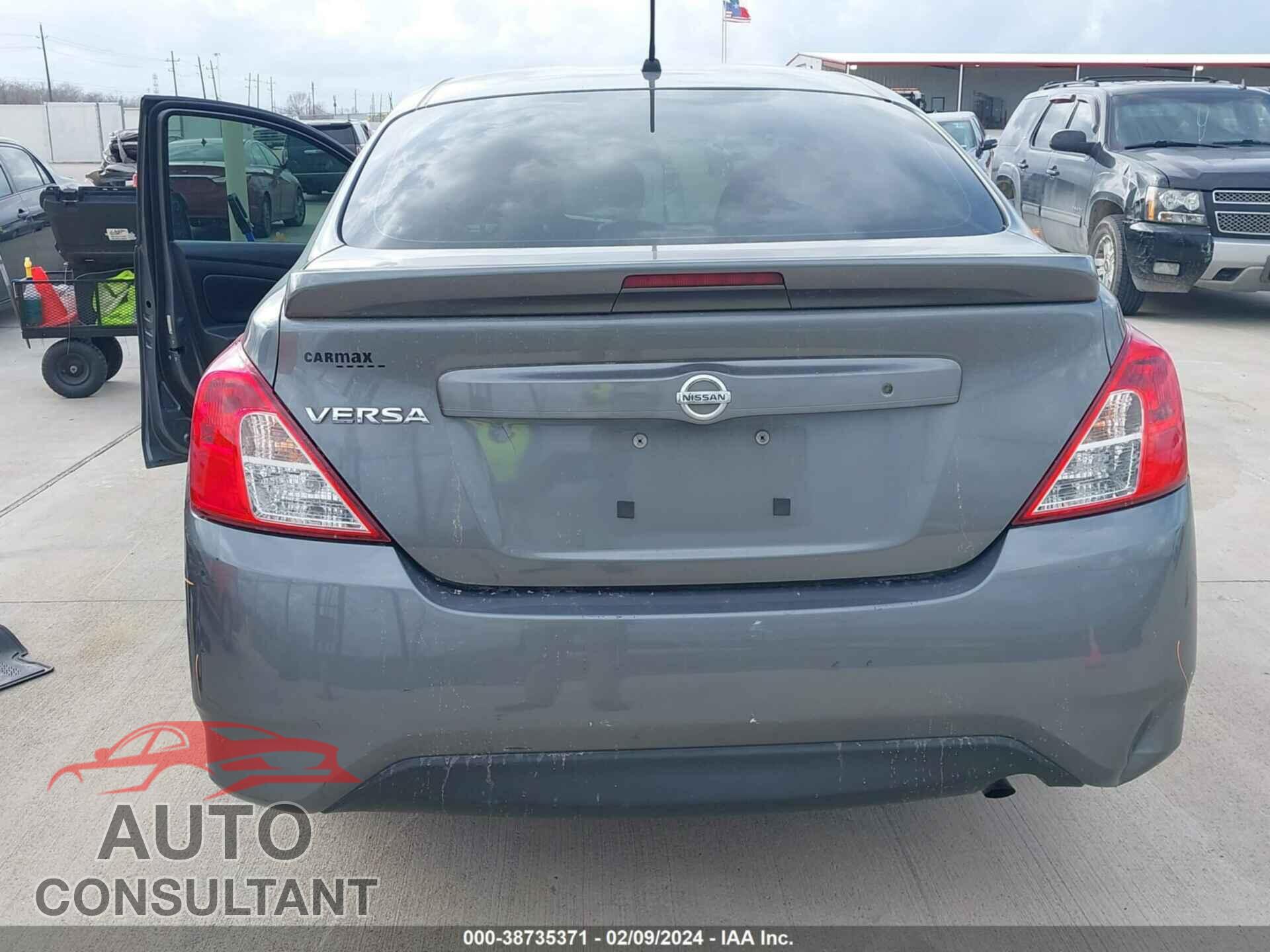 NISSAN VERSA 2017 - 3N1CN7AP2HL899755