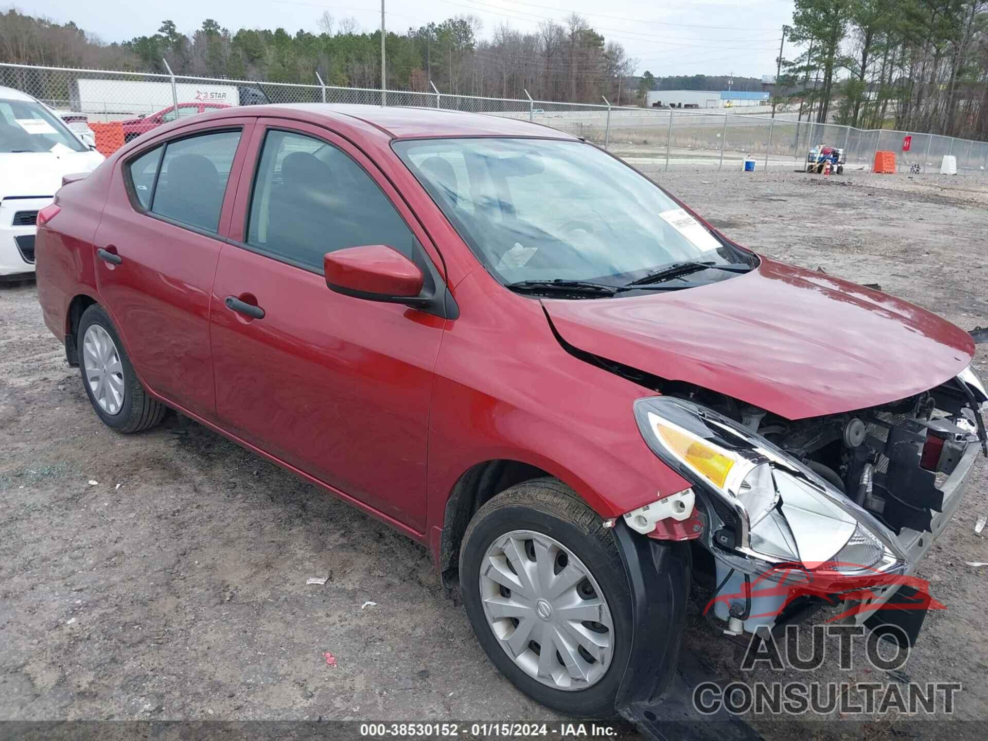 NISSAN VERSA 2018 - 3N1CN7AP3JL819658