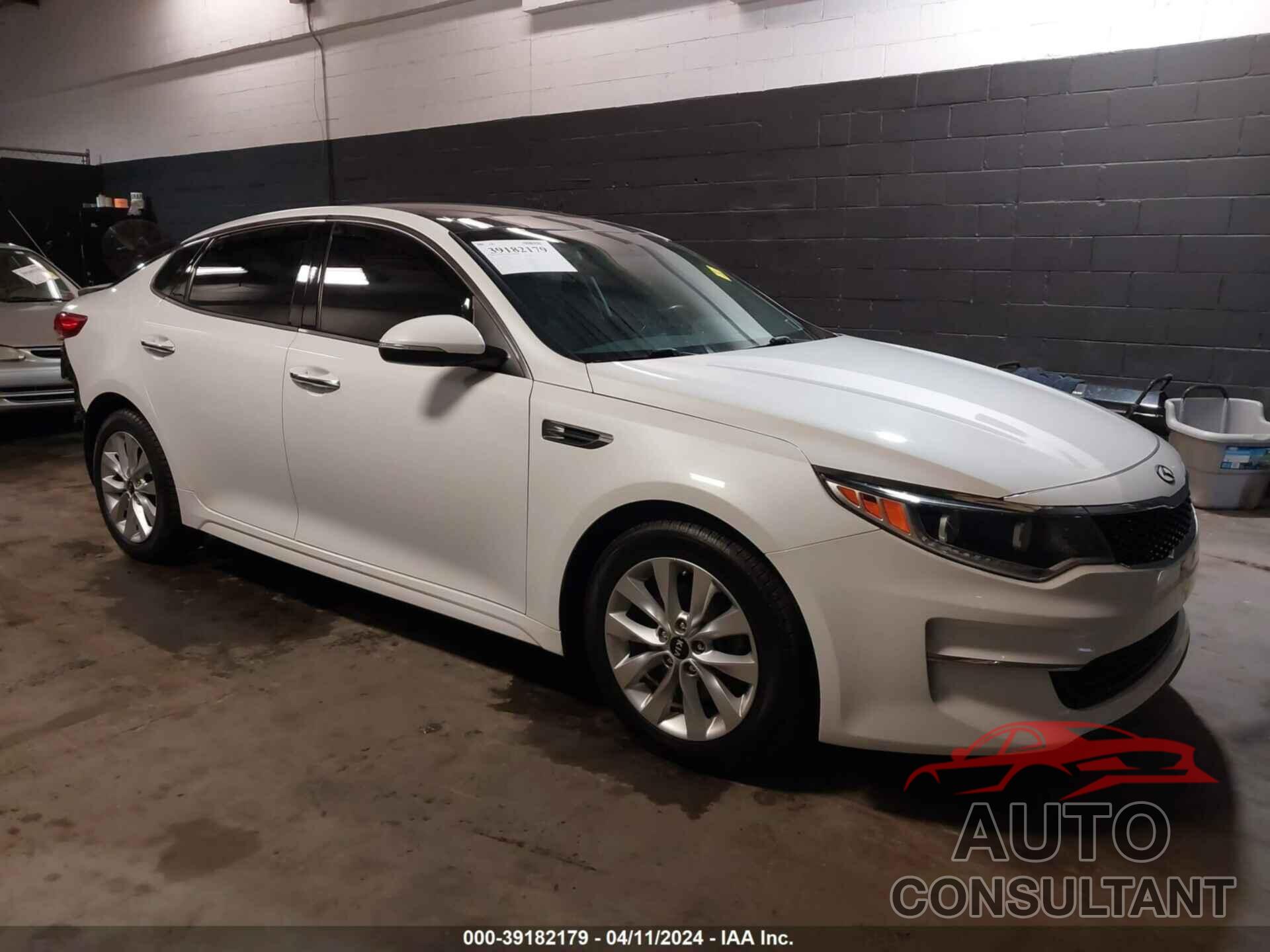 KIA OPTIMA 2016 - 5XXGU4L33GG089622