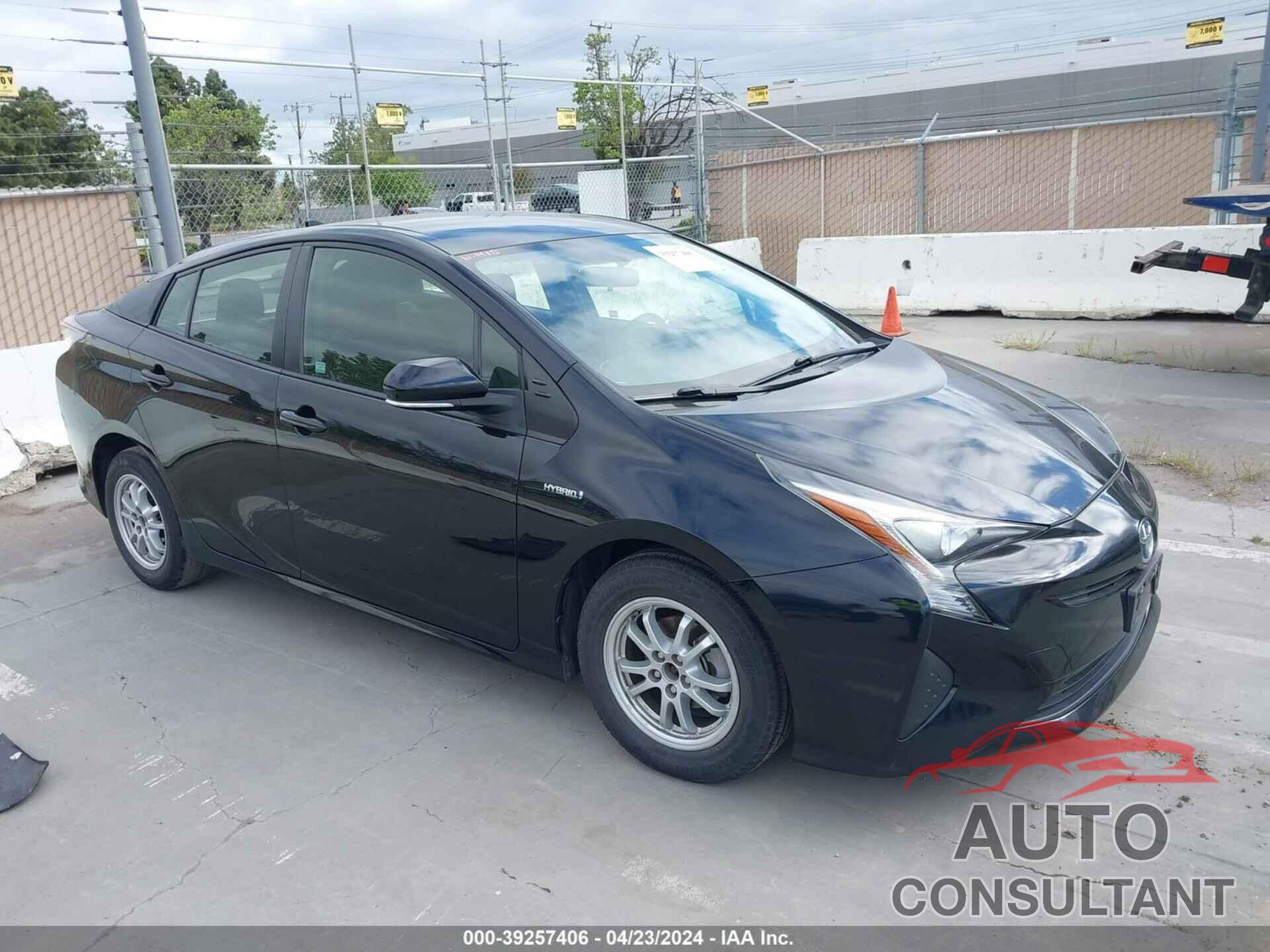 TOYOTA PRIUS 2016 - JTDKBRFUXG3013140