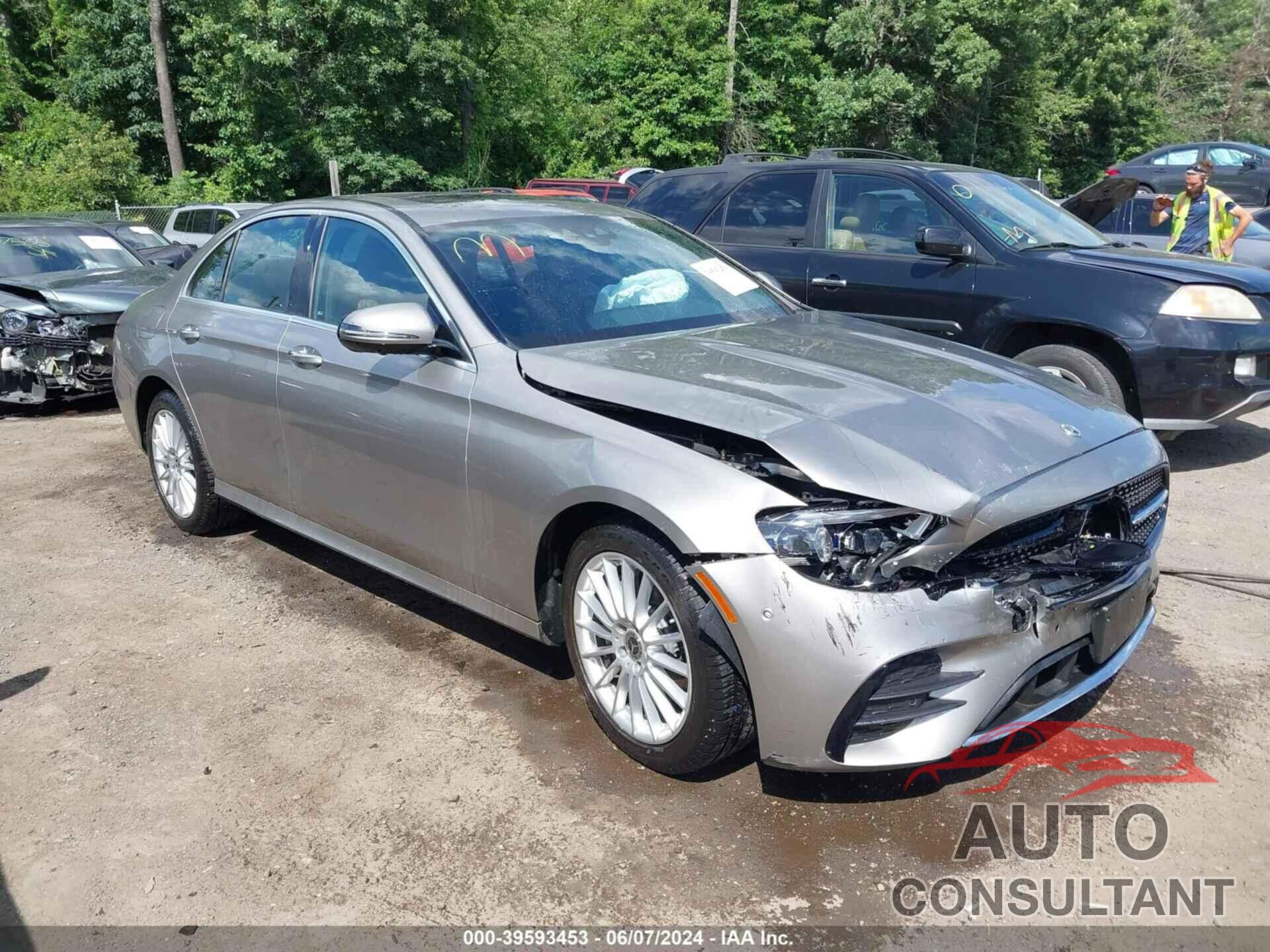 MERCEDES-BENZ E 350 2022 - W1KZF8EB6NB055410