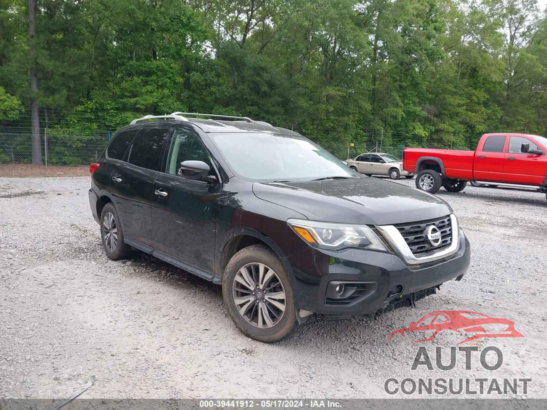 NISSAN PATHFINDER 2018 - 5N1DR2MN8JC606585