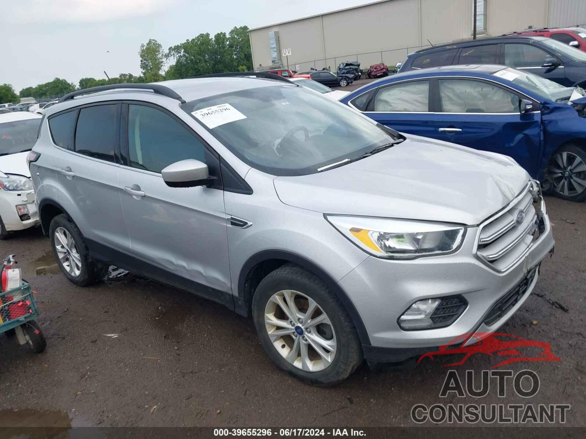 FORD ESCAPE 2018 - 1FMCU0GDXJUA40960