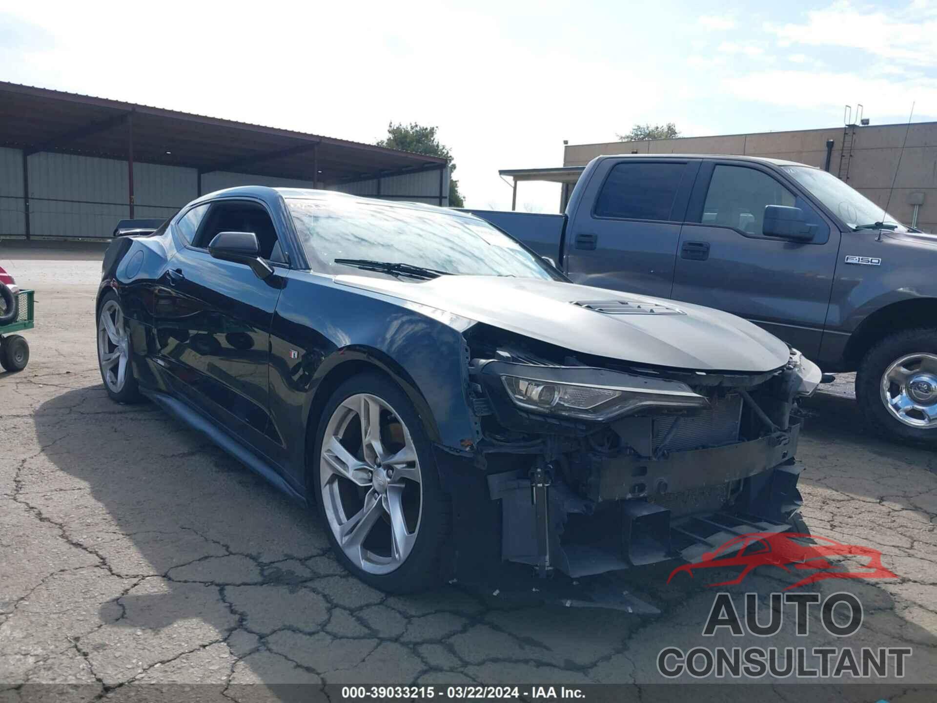 CHEVROLET CAMARO 2019 - 1G1FH1R76K0105470