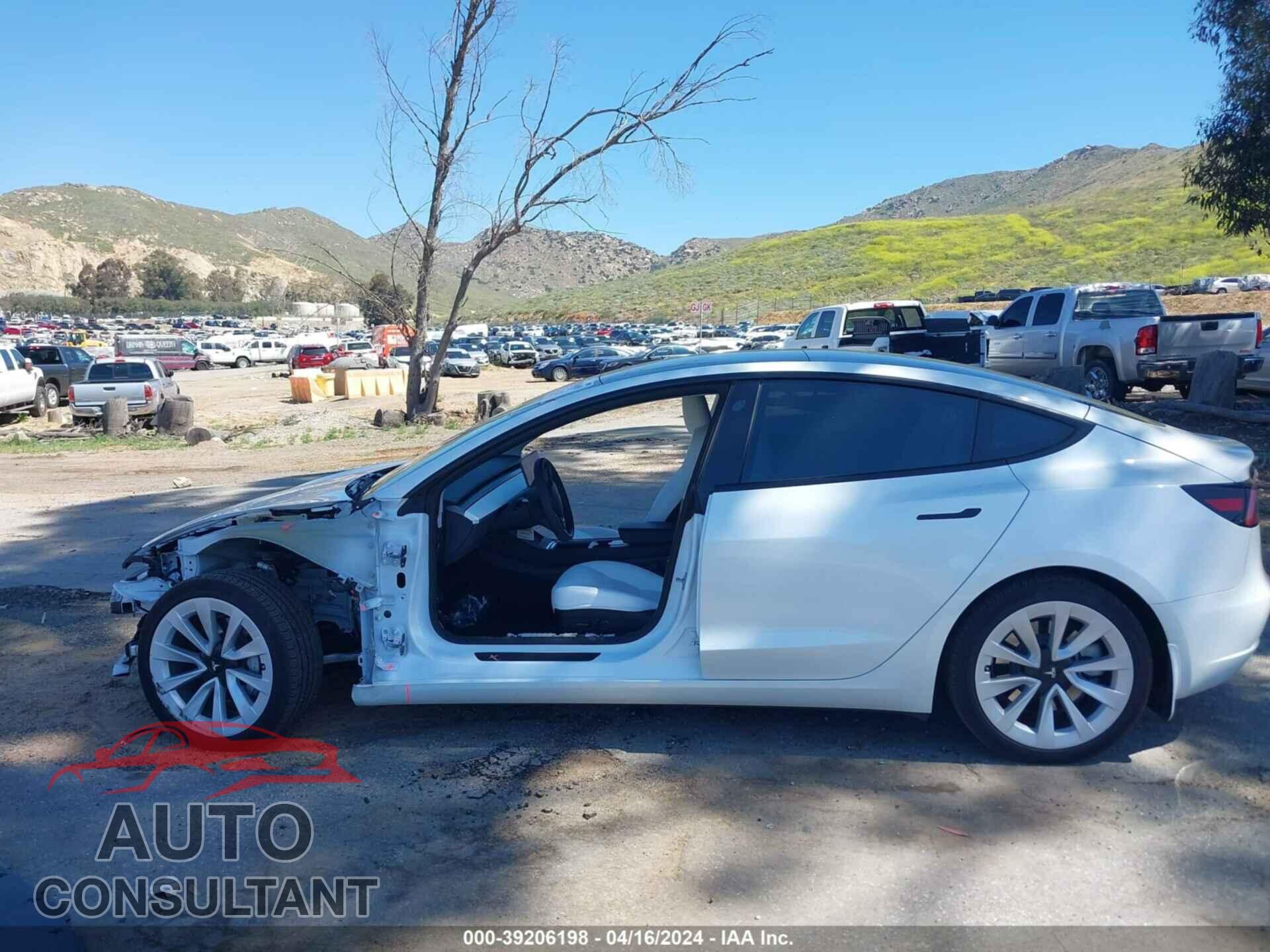 TESLA MODEL 3 2023 - 5YJ3E1EAXPF598910