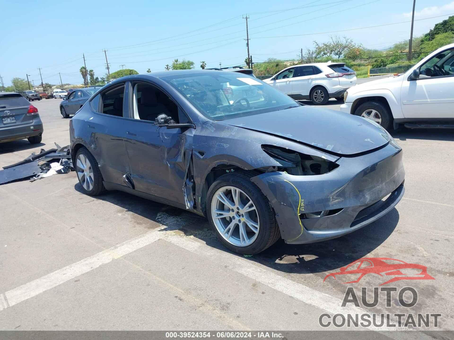 TESLA MODEL Y 2023 - 7SAYGDEE8PF936957