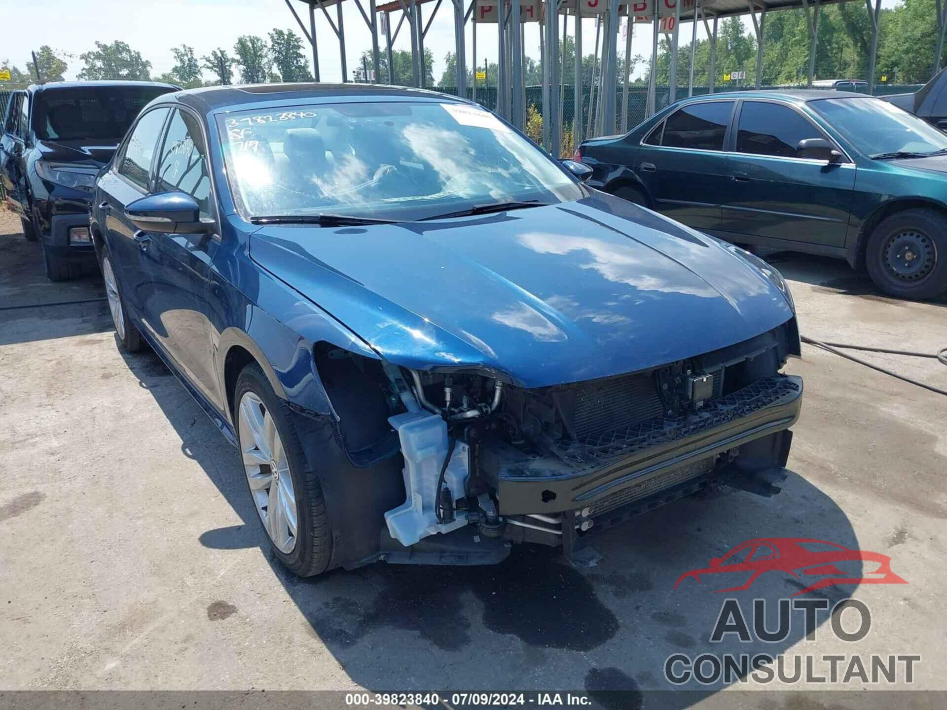 VOLKSWAGEN PASSAT 2019 - 1VWLA7A35KC014597