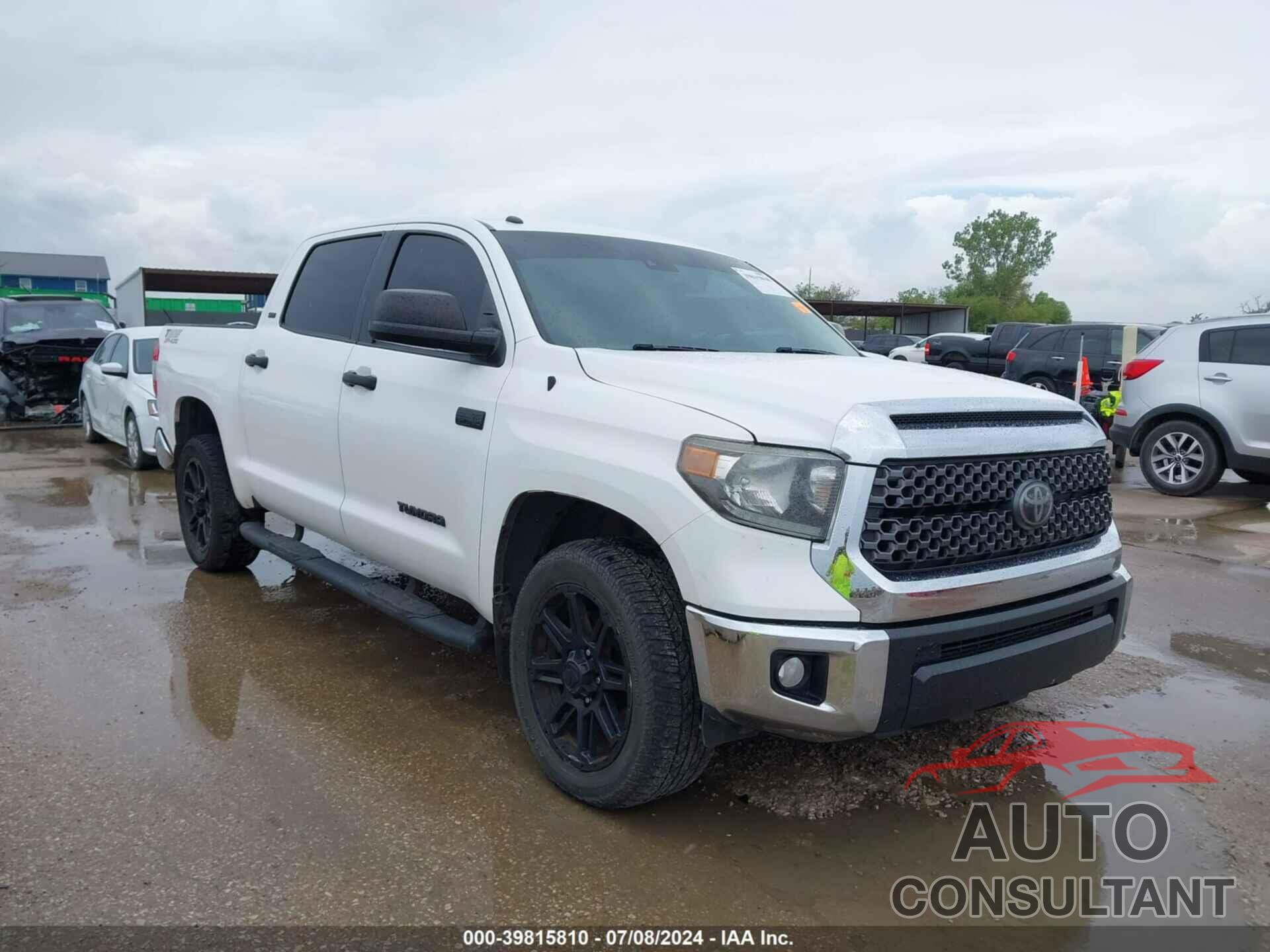 TOYOTA TUNDRA 2019 - 5TFDW5F18KX850272