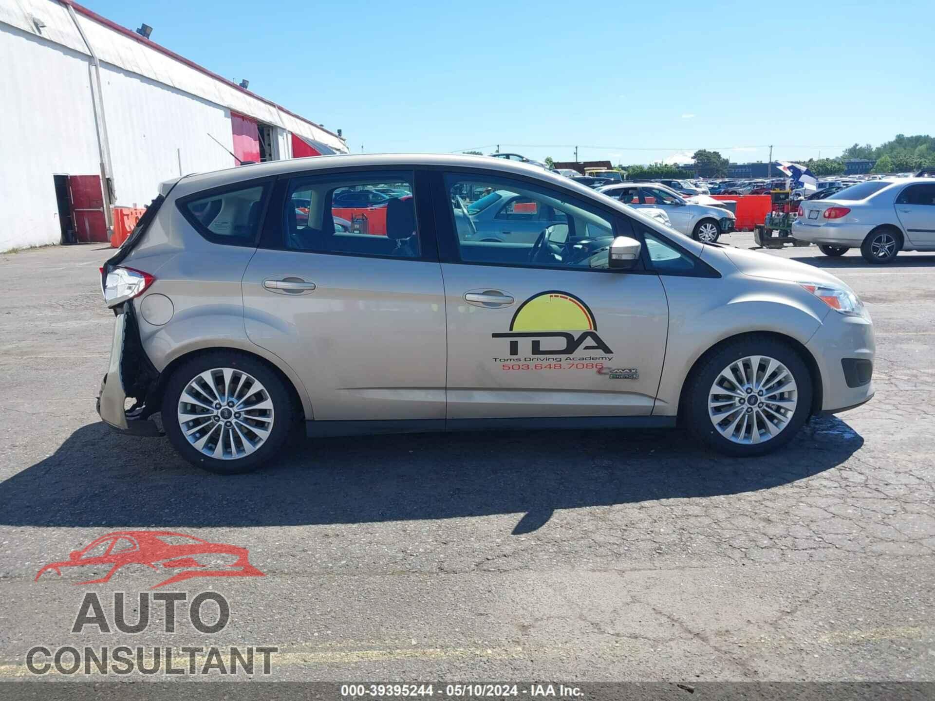FORD C-MAX 2017 - 1FADP5EU4HL102035
