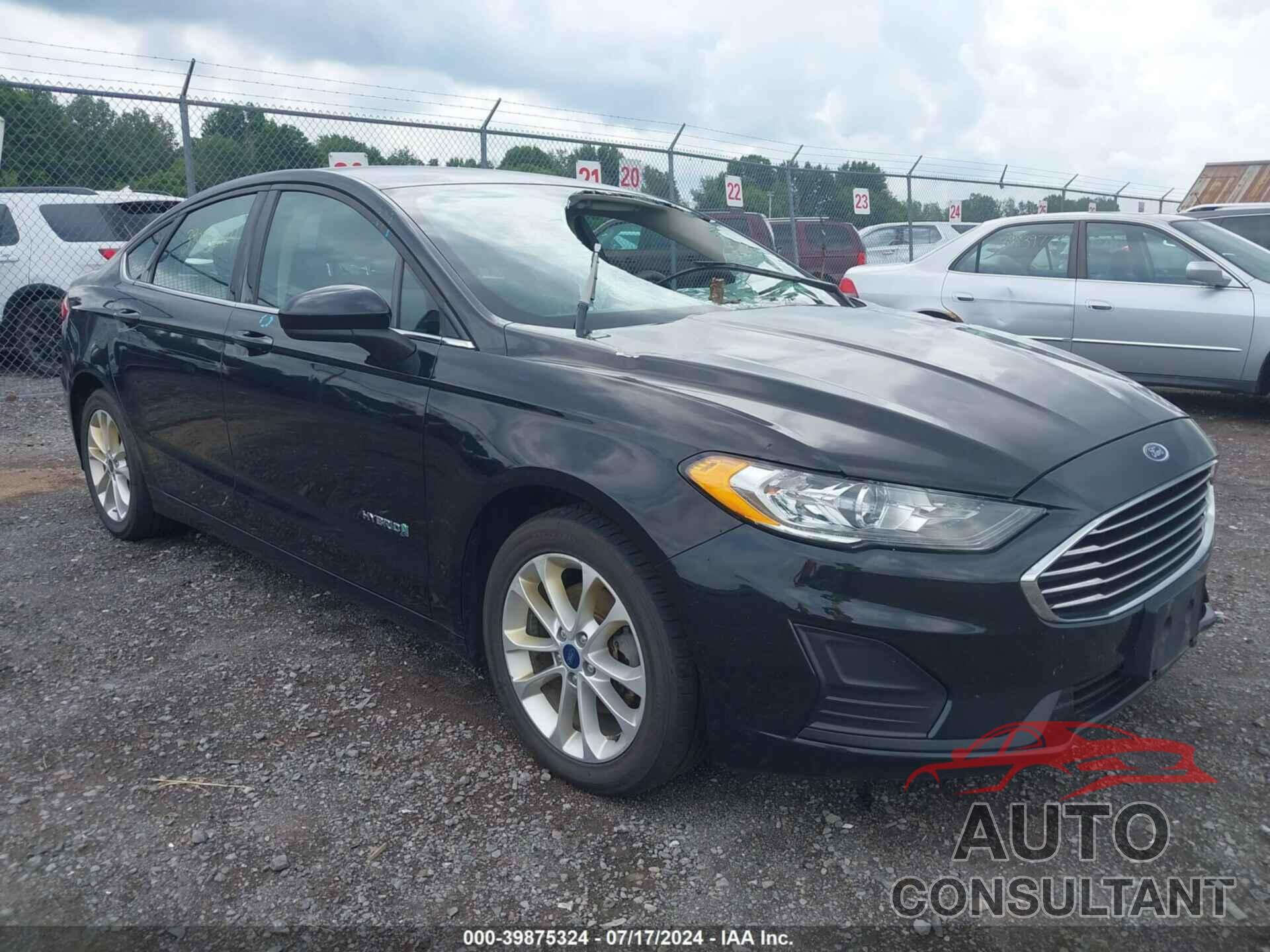 FORD FUSION HYBRID 2019 - 3FA6P0LU1KR212631