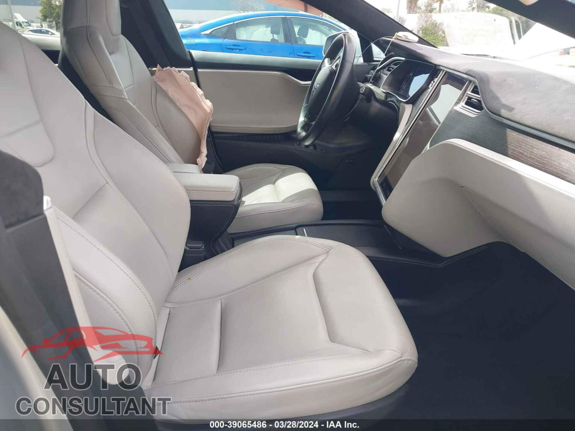 TESLA MODEL S 2016 - 5YJSA1E28GF153324