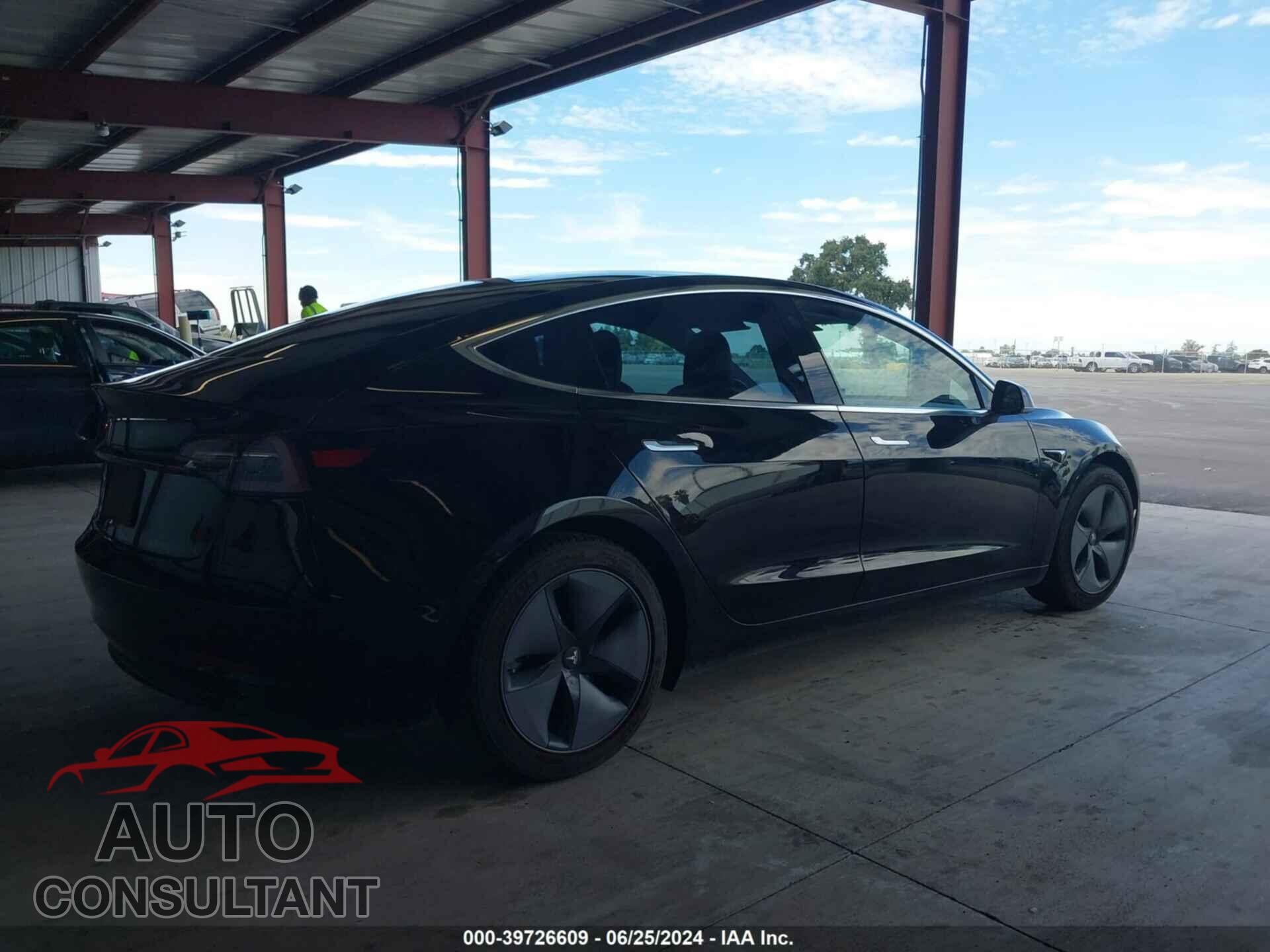 TESLA MODEL 3 2019 - 5YJ3E1EA9KF361933