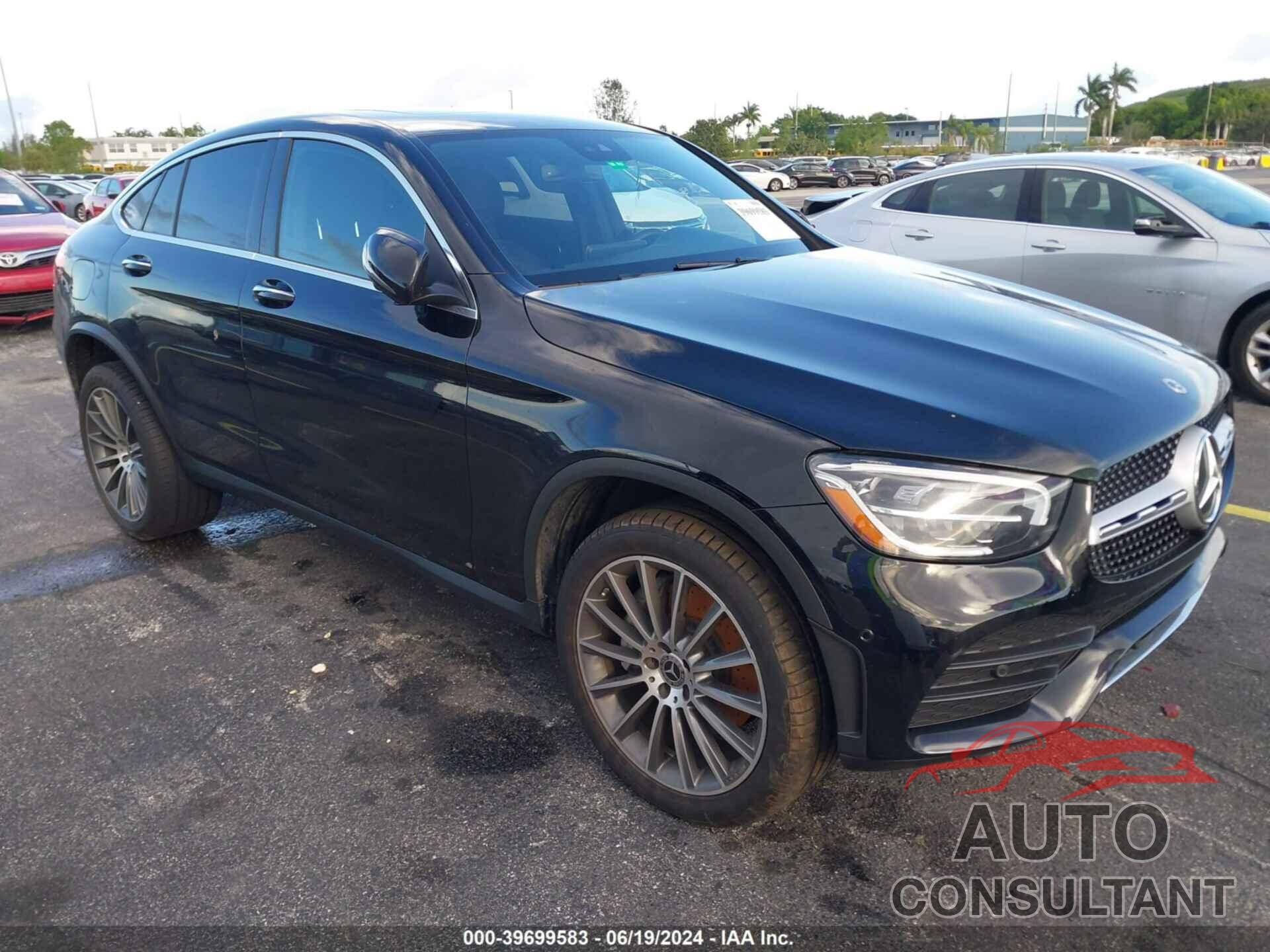 MERCEDES-BENZ GLC 300 2023 - W1N0J8EB8PG169358