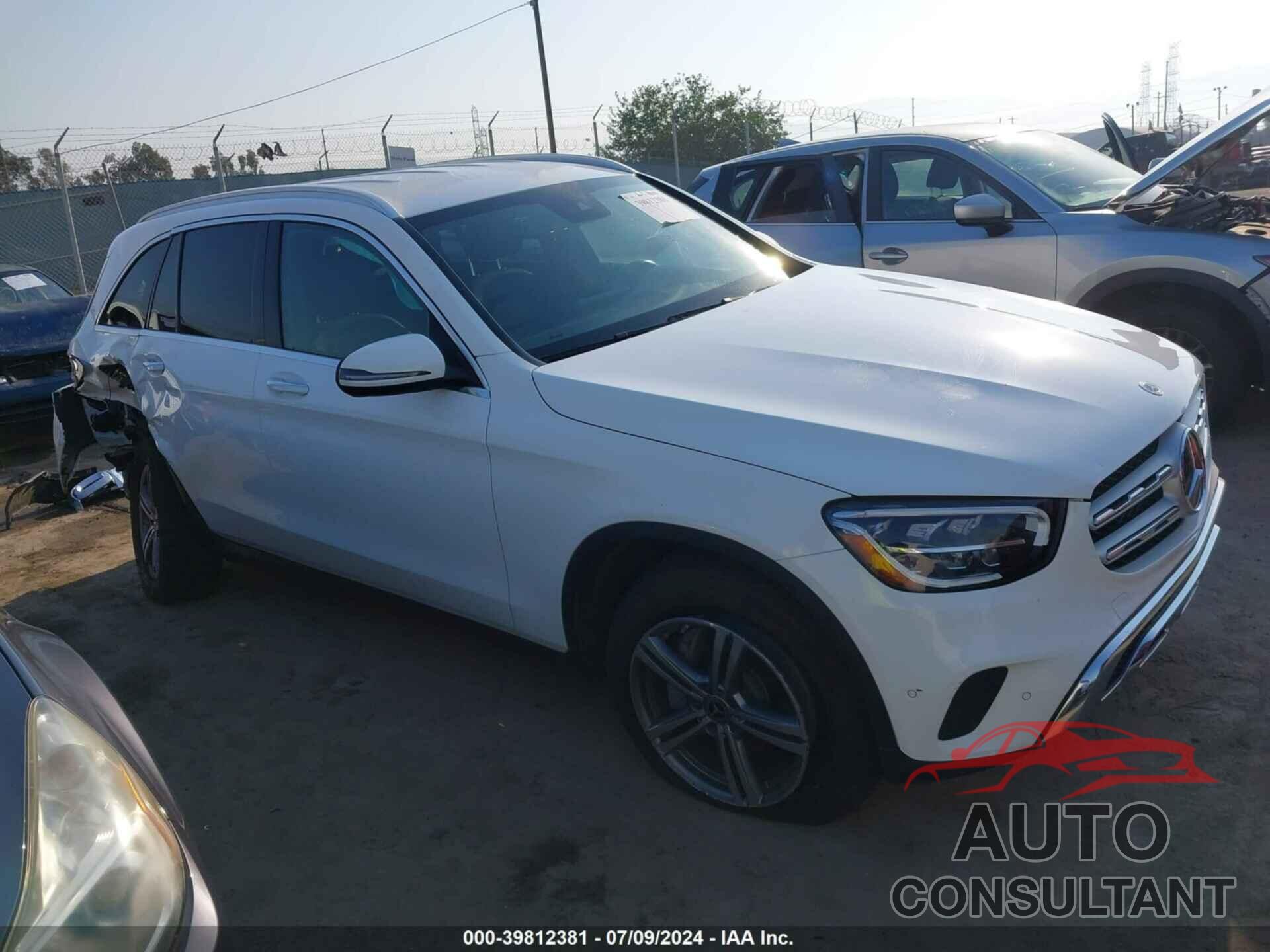 MERCEDES-BENZ GLC 300 2022 - W1N0G8DB3NV335052