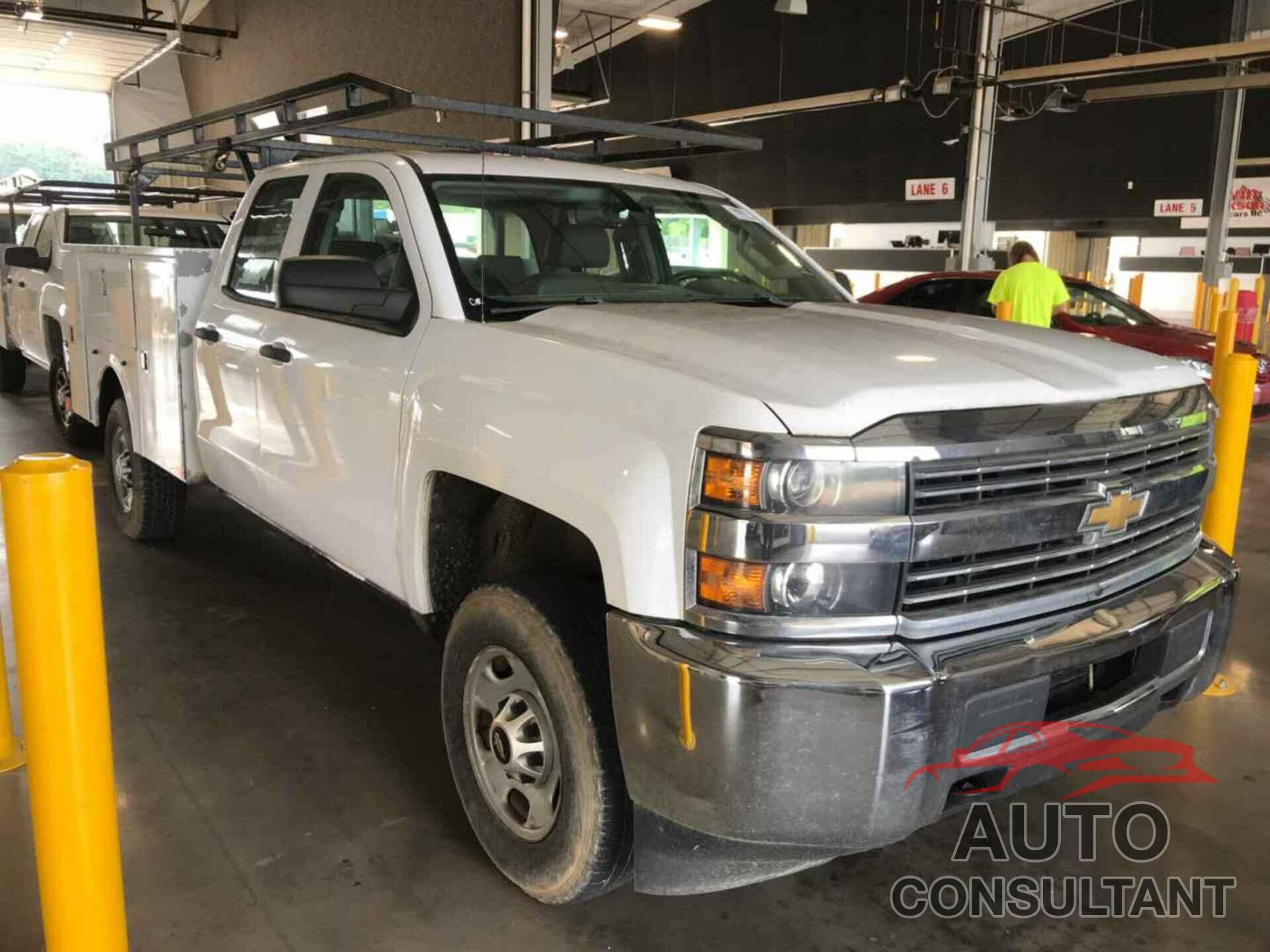 CHEVROLET SILVERADO 2016 - 1GB2CUEG7GZ205290