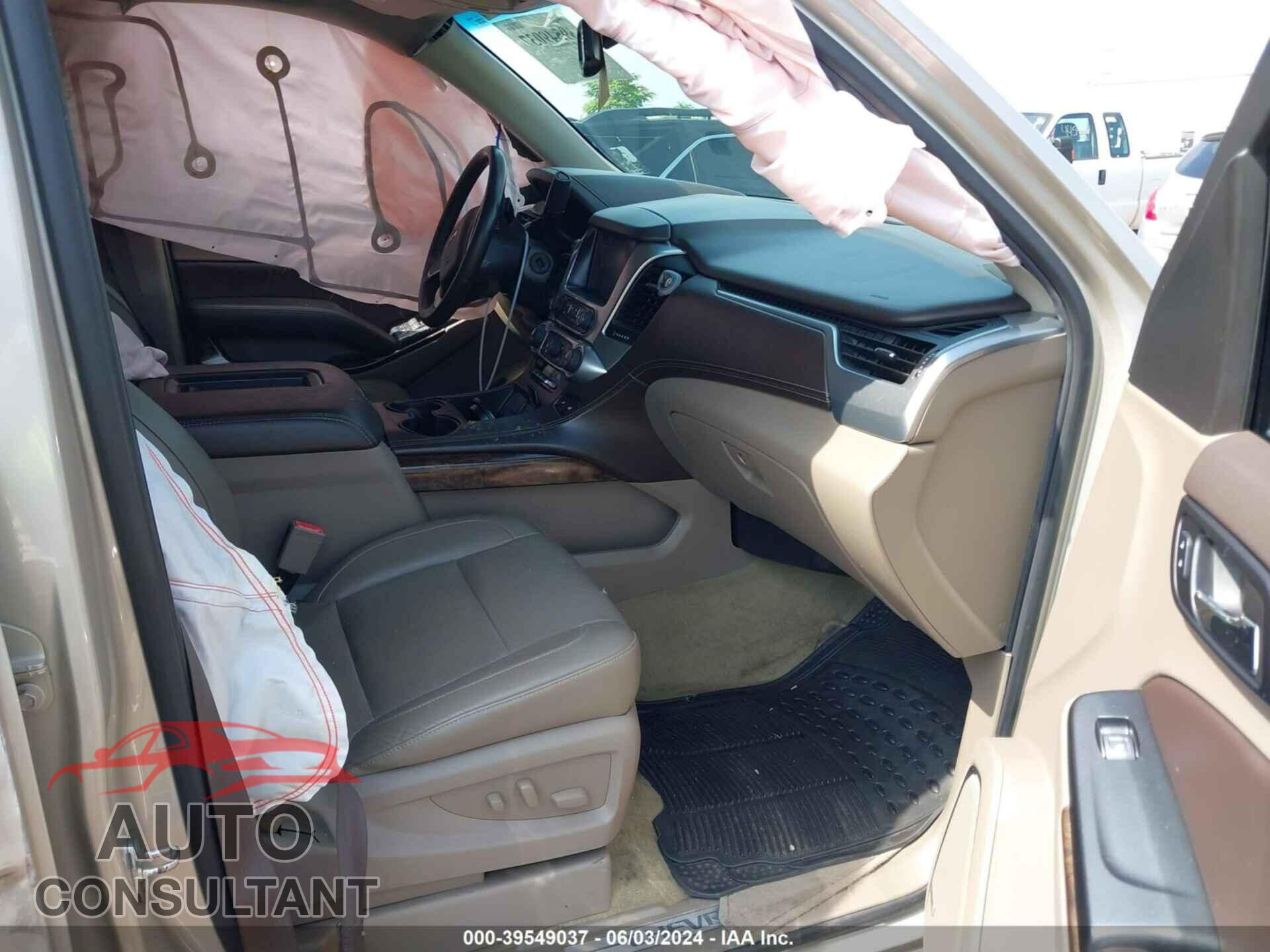 CHEVROLET TAHOE 2017 - 1GNSCBKC8HR203414