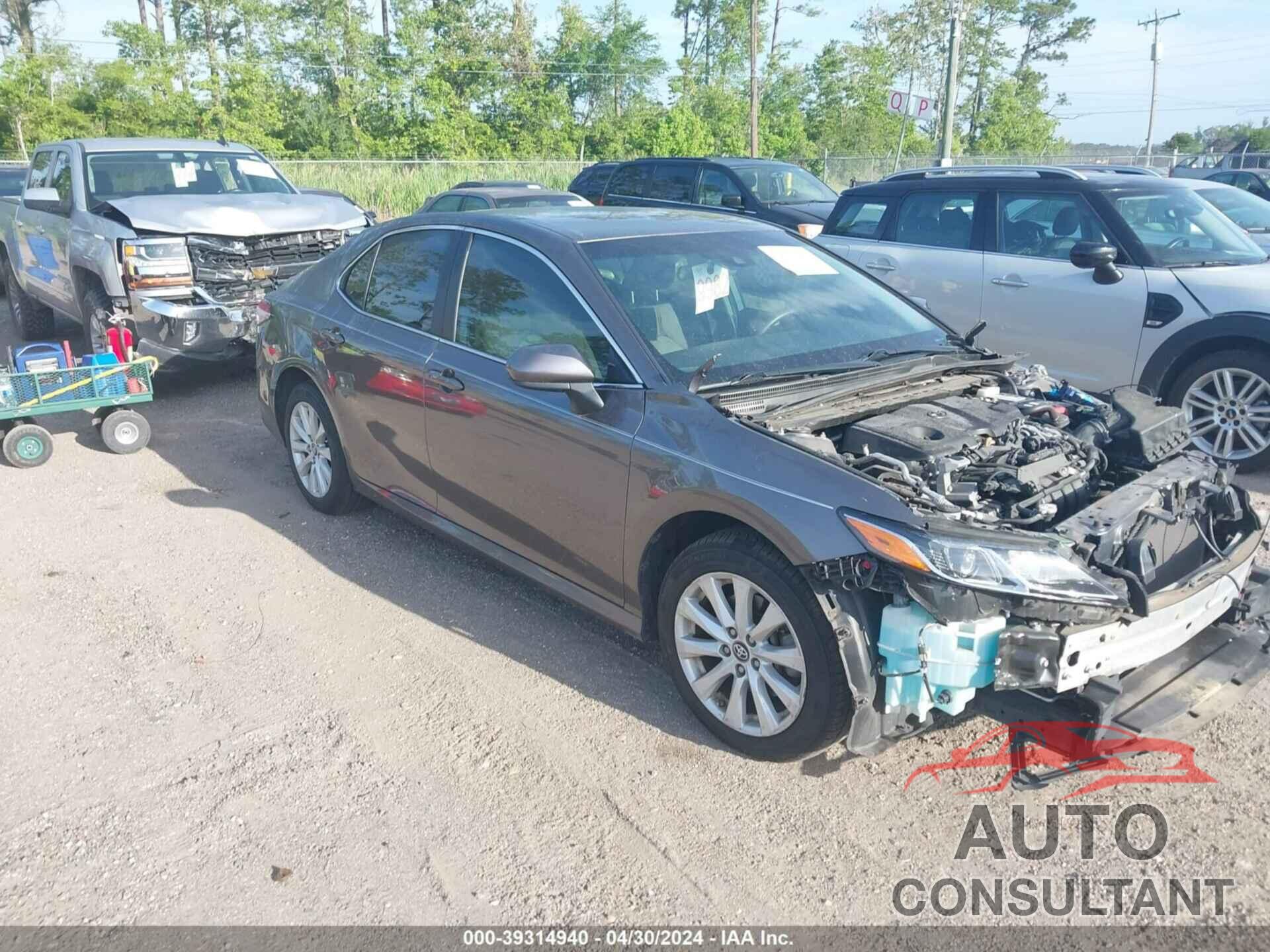 TOYOTA CAMRY 2018 - 4T1B11HK4JU630868