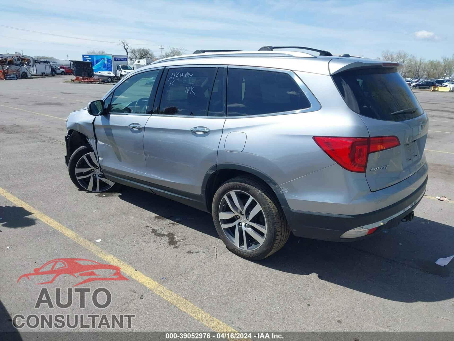 HONDA PILOT 2017 - 5FNYF6H94HB065132