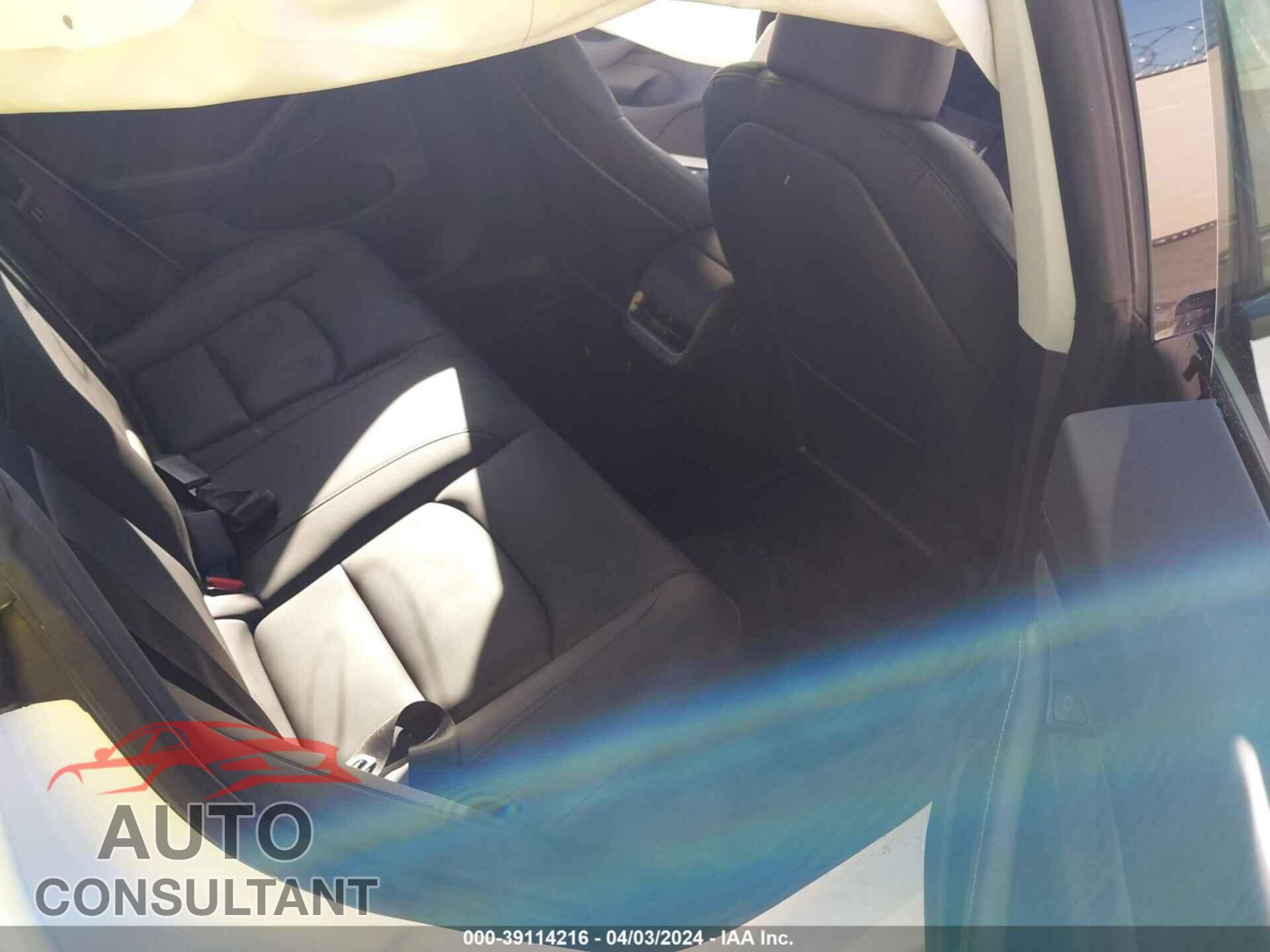 TESLA MODEL 3 2023 - 5YJ3E1EA1PF555508