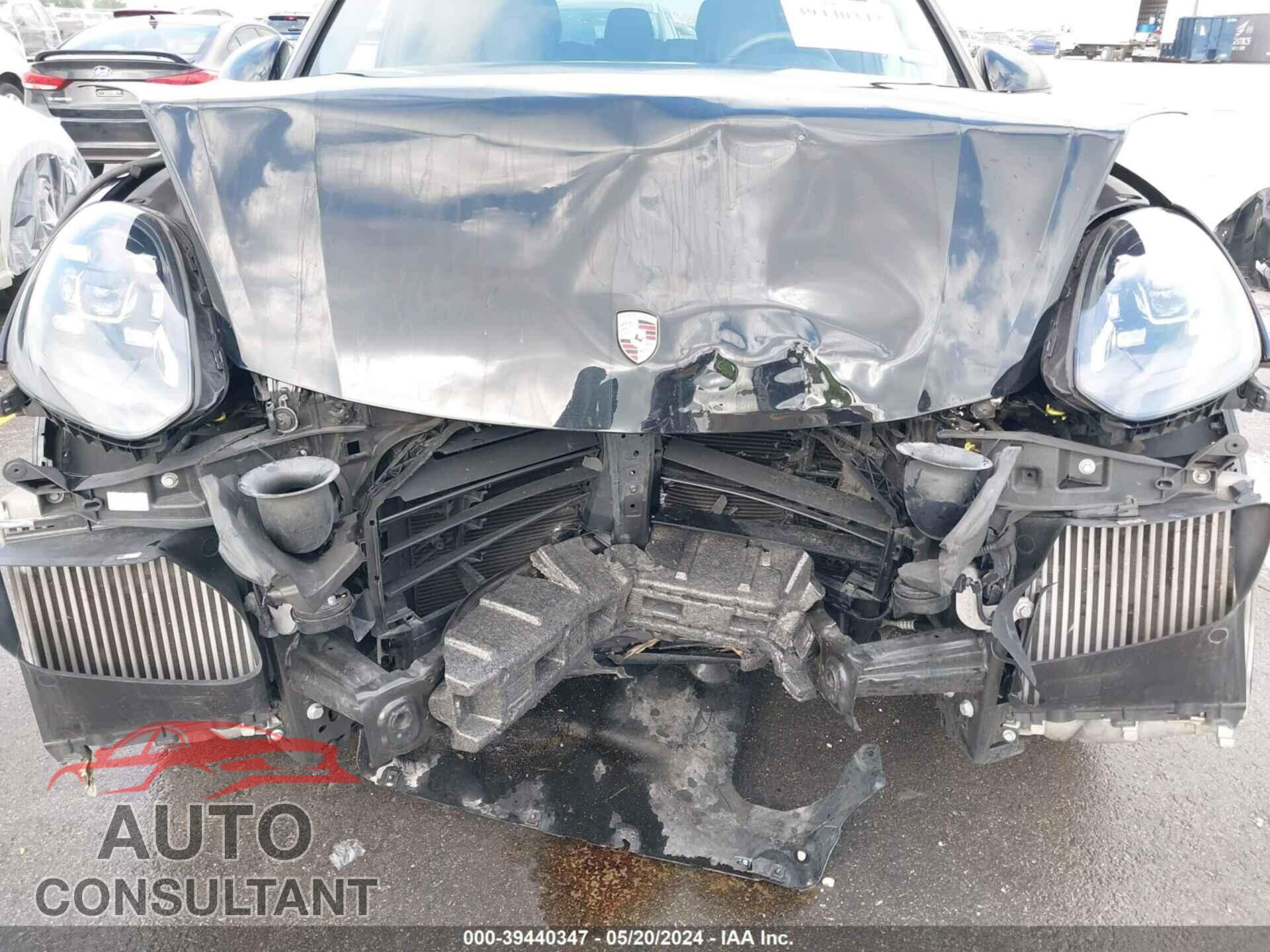 PORSCHE CAYENNE 2016 - WP1AD2A26GLA79086