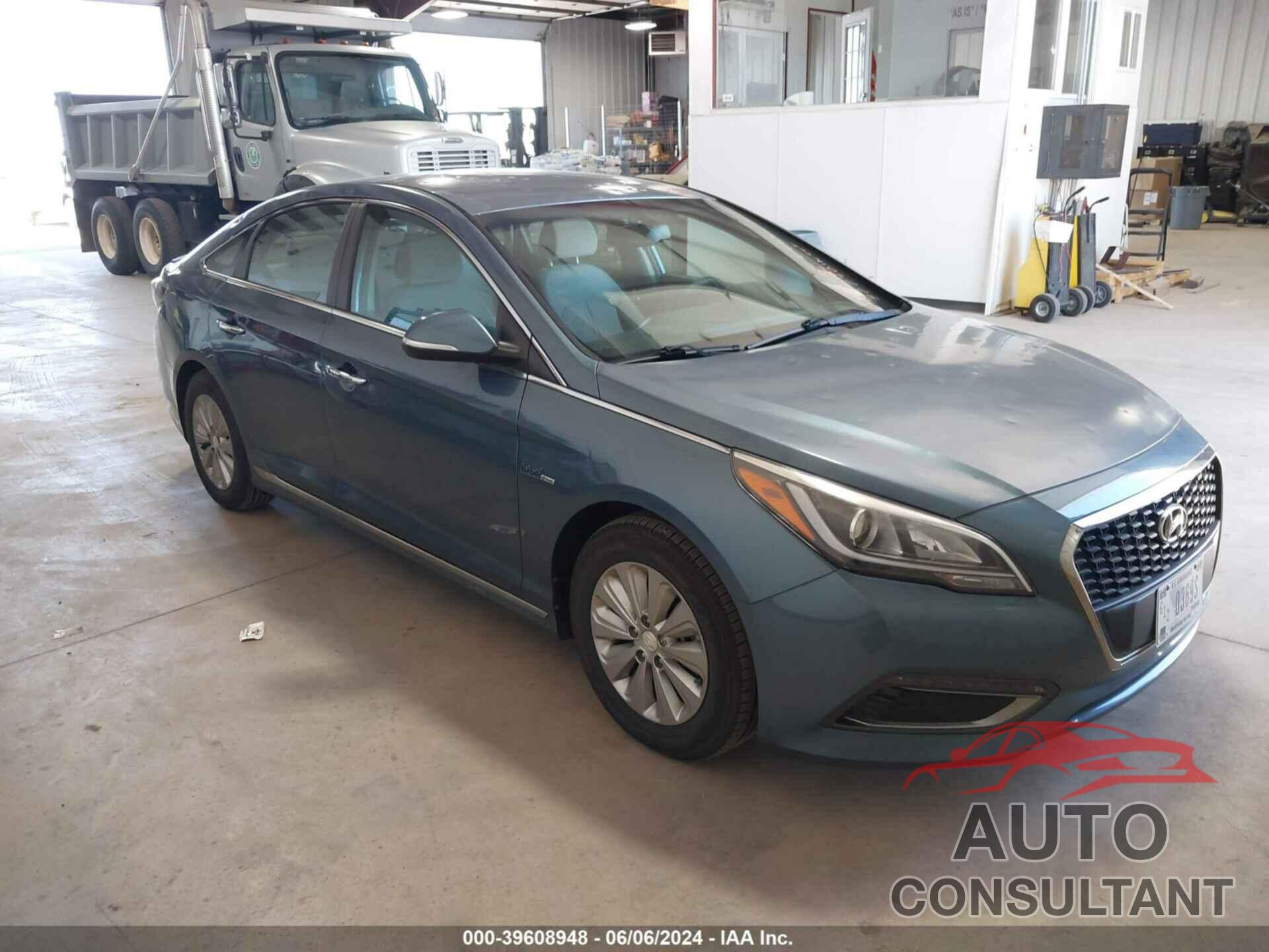 HYUNDAI SONATA HYBRID 2016 - KMHE24L15GA036066