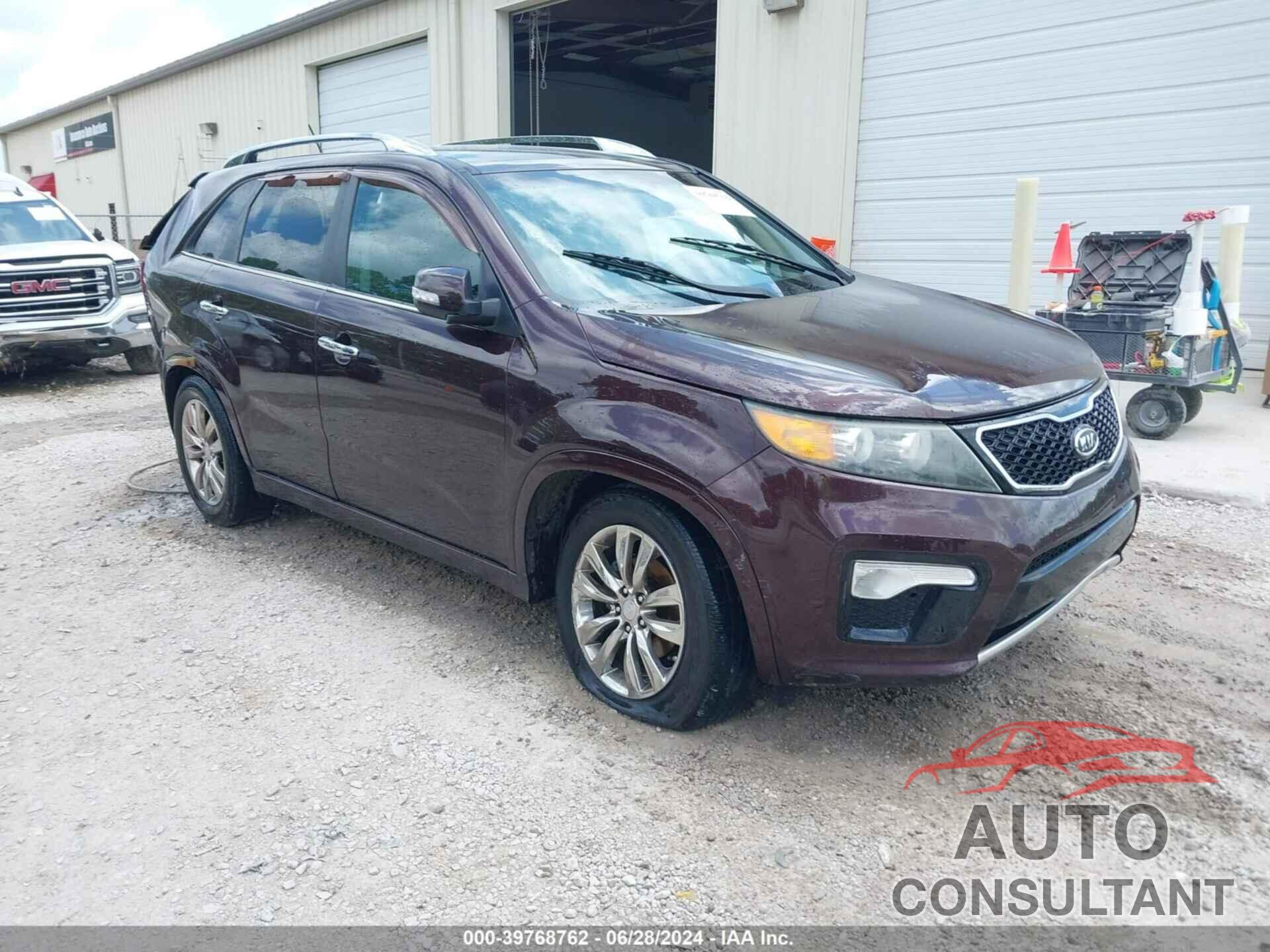 KIA SORENTO 2012 - 5XYKW4A21CG192977